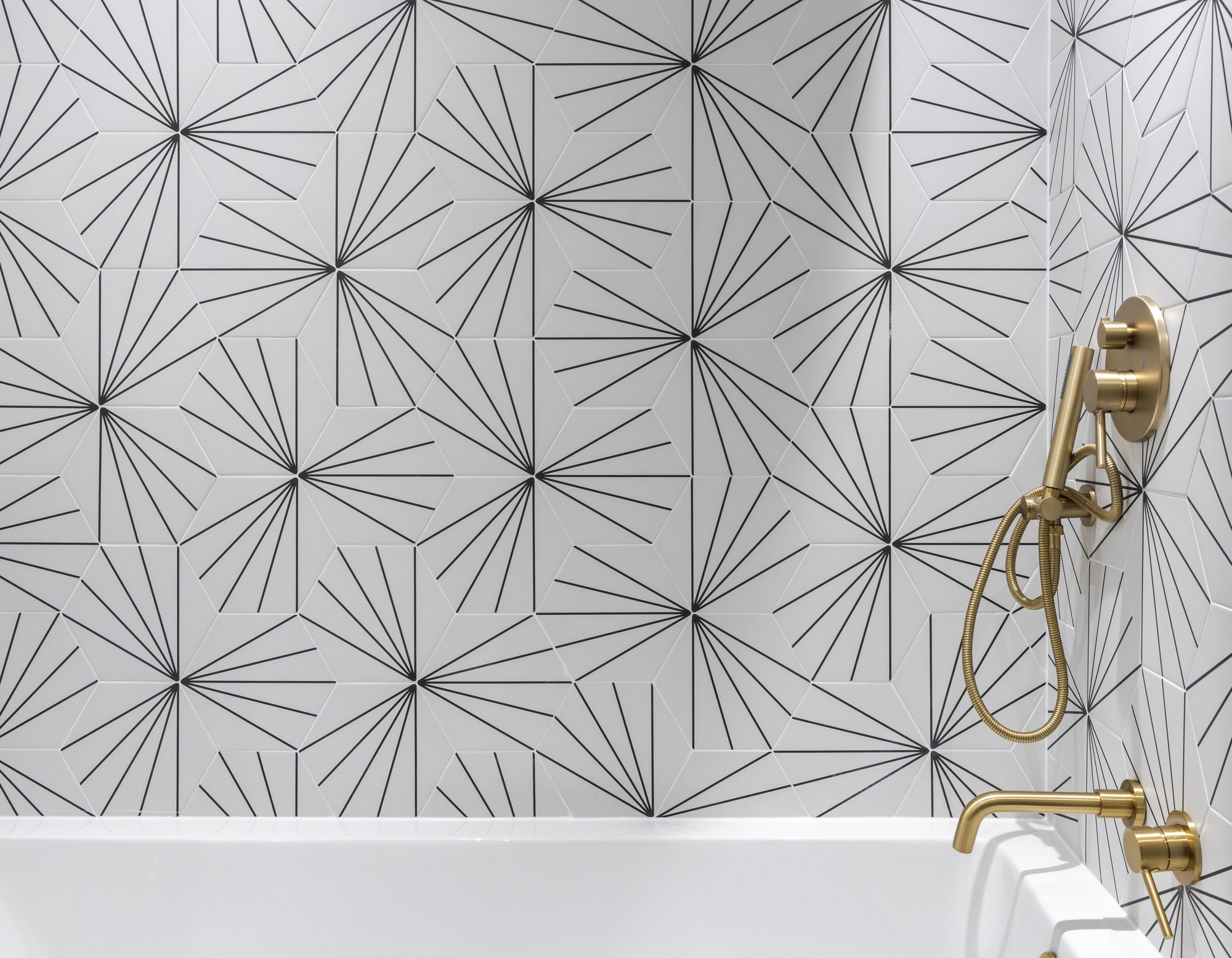 2 bed mid-terraced house for sale in Harrow Road, Leytonstone, London, E11 - Property Image 33