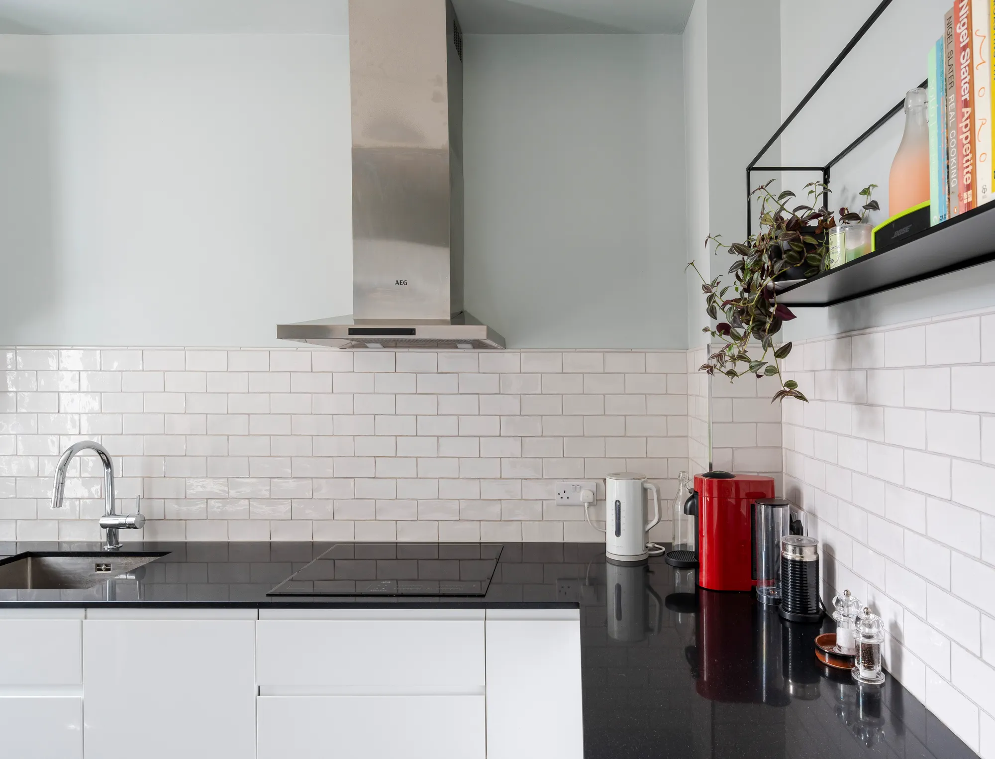 2 bed flat for sale in Forest Glade, Upper Leytonstone, London, E11  - Property Image 12