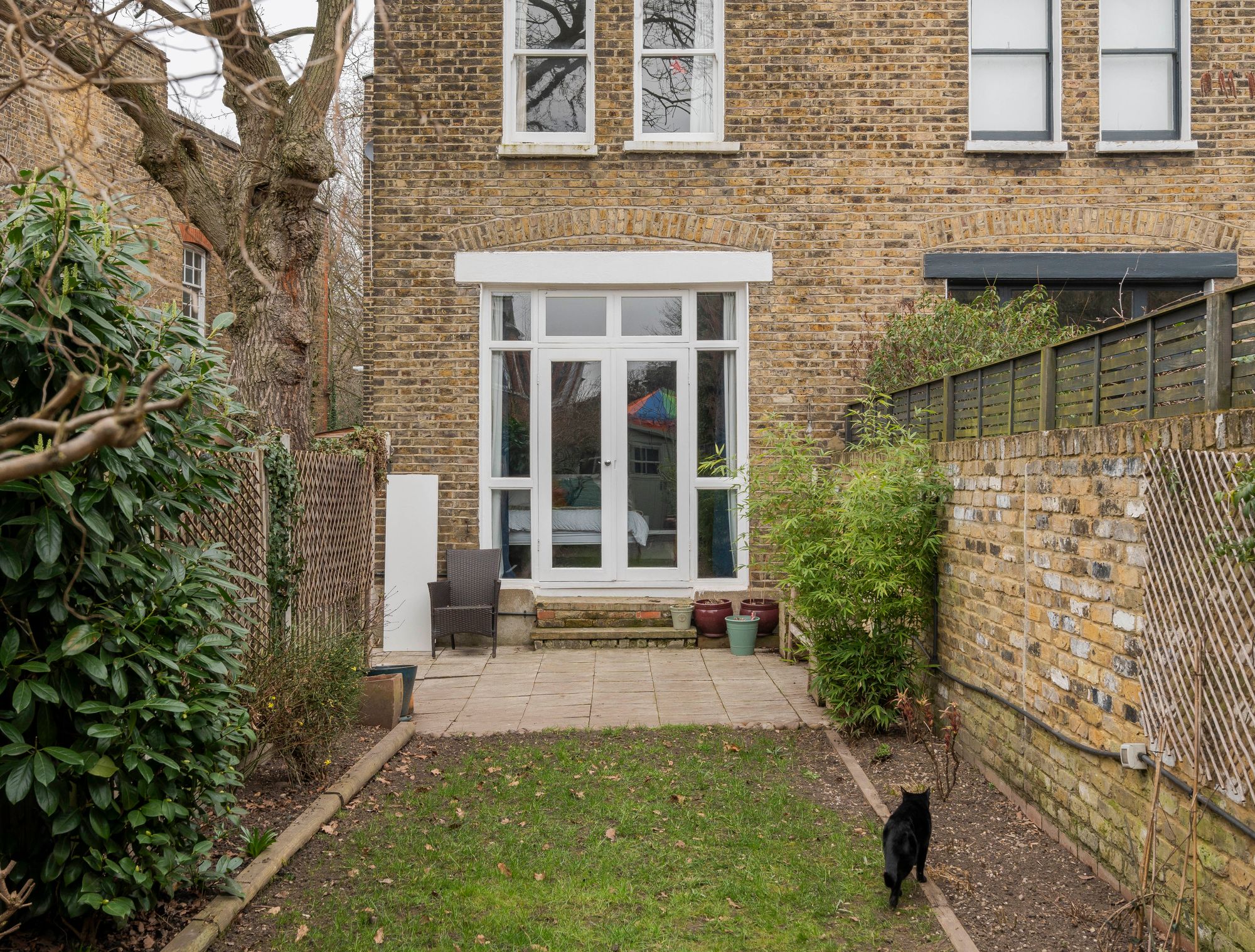 2 bed flat for sale in Forest Glade, Upper Leytonstone, London, E11  - Property Image 32