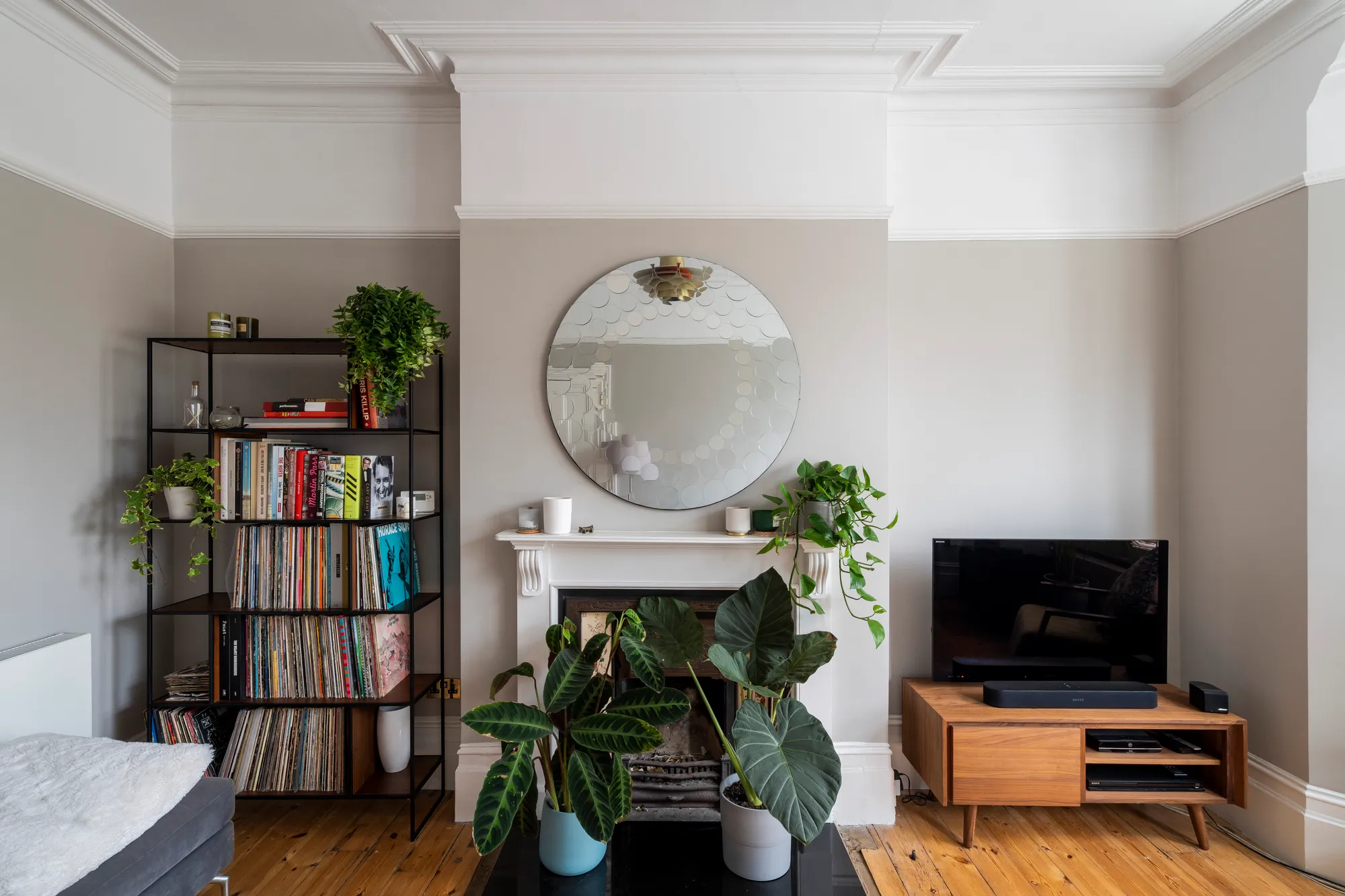 2 bed flat for sale in Forest Glade, Upper Leytonstone, London, E11  - Property Image 3