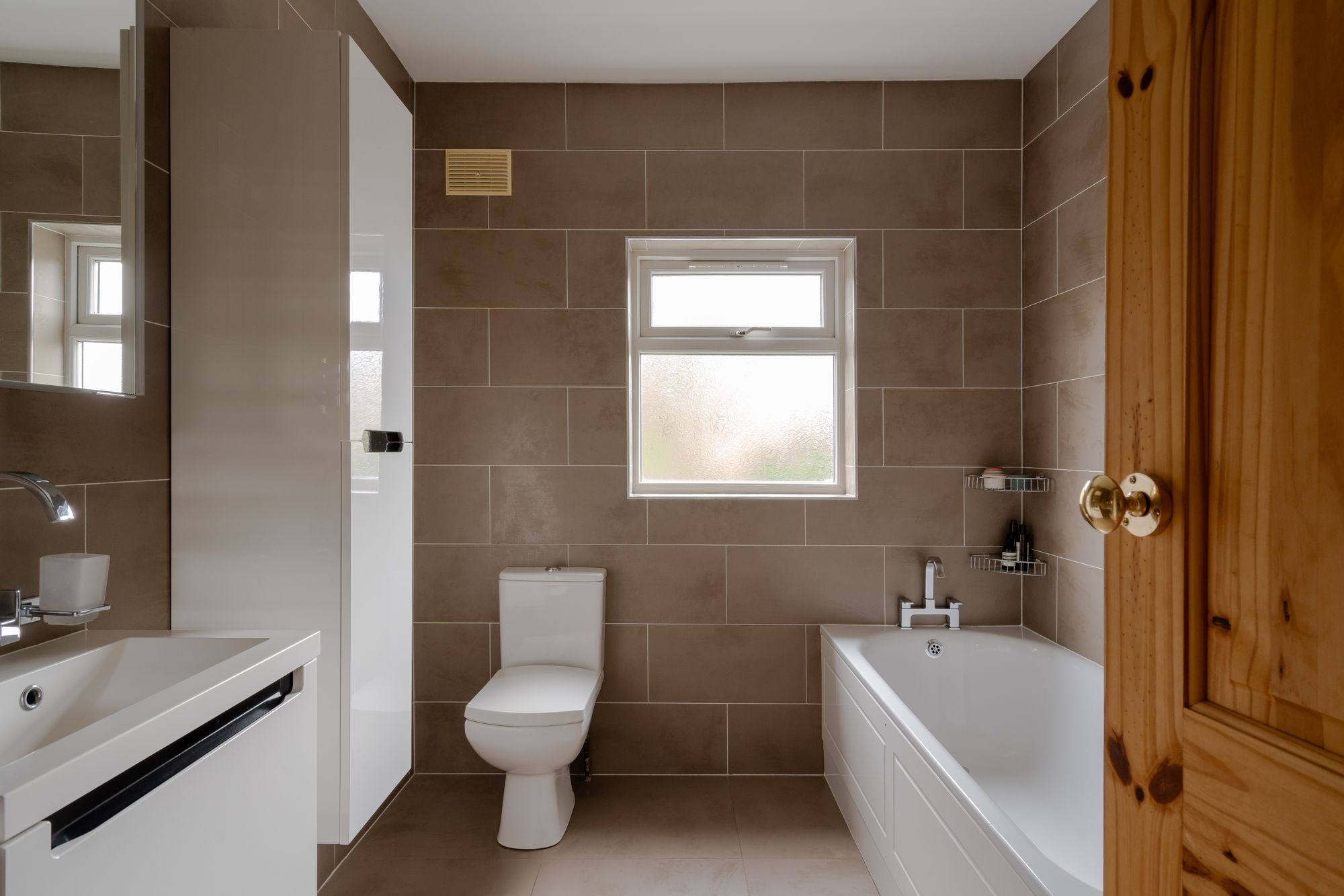 4 bed terraced house for sale in Farmer Road, Leyton, London, E10  - Property Image 20