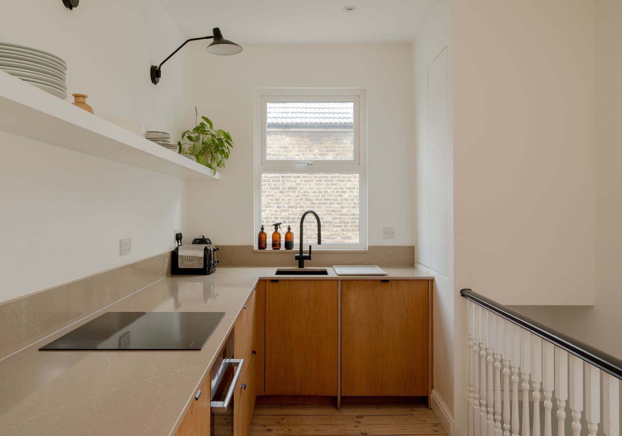 2 bed maisonette for sale in Francis Road, Leyton, London, E10  - Property Image 3