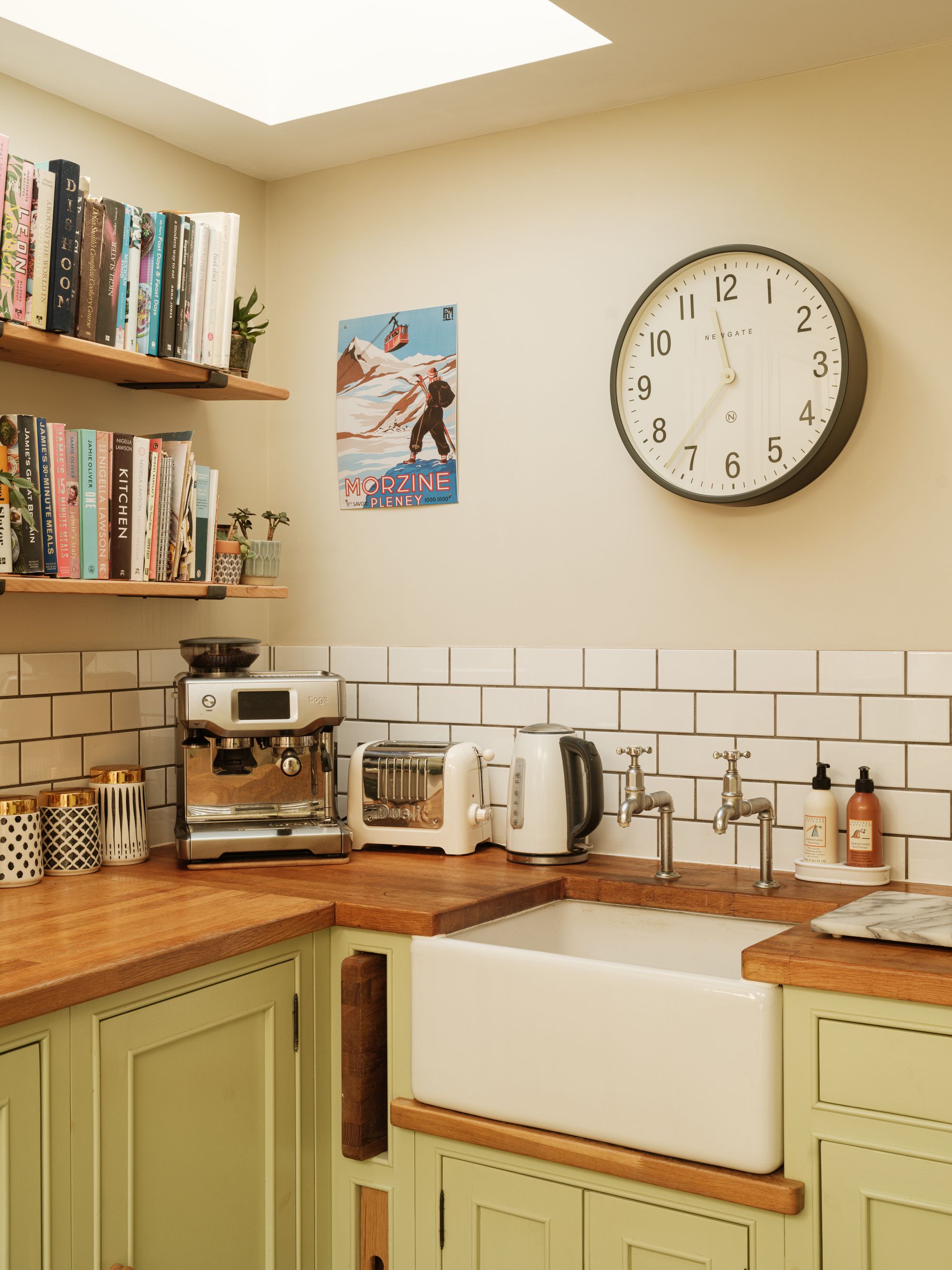 2 bed terraced house for sale in Harrow Road, Leytonstone, London, E11  - Property Image 22