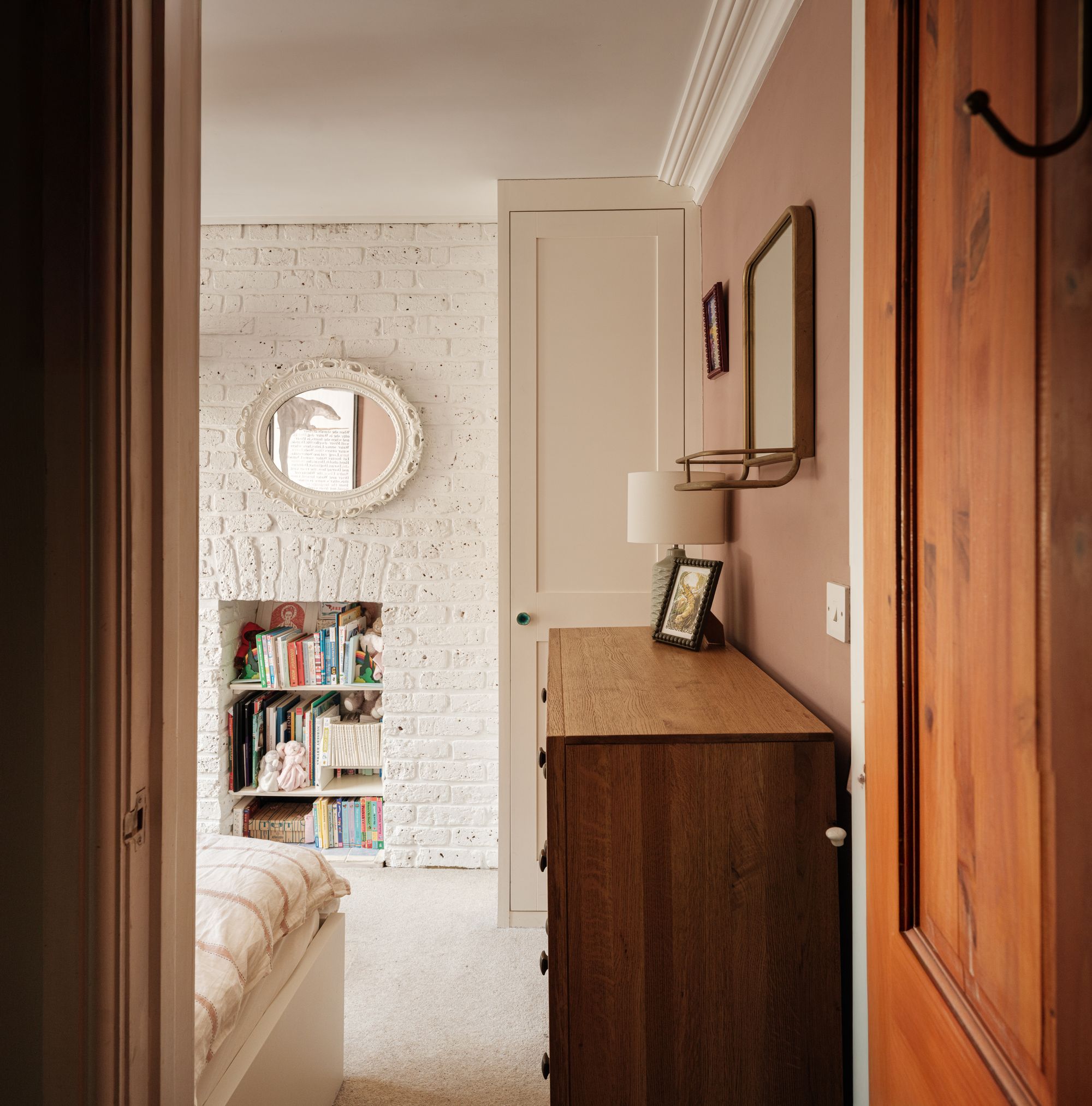 2 bed terraced house for sale in Harrow Road, Leytonstone, London, E11  - Property Image 29