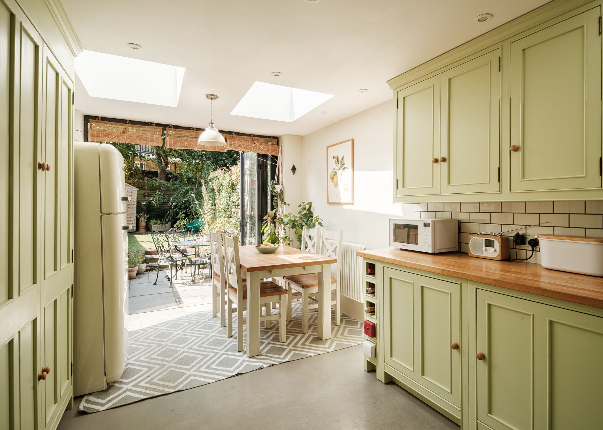 2 bed terraced house for sale in Harrow Road, Leytonstone, London, E11  - Property Image 16