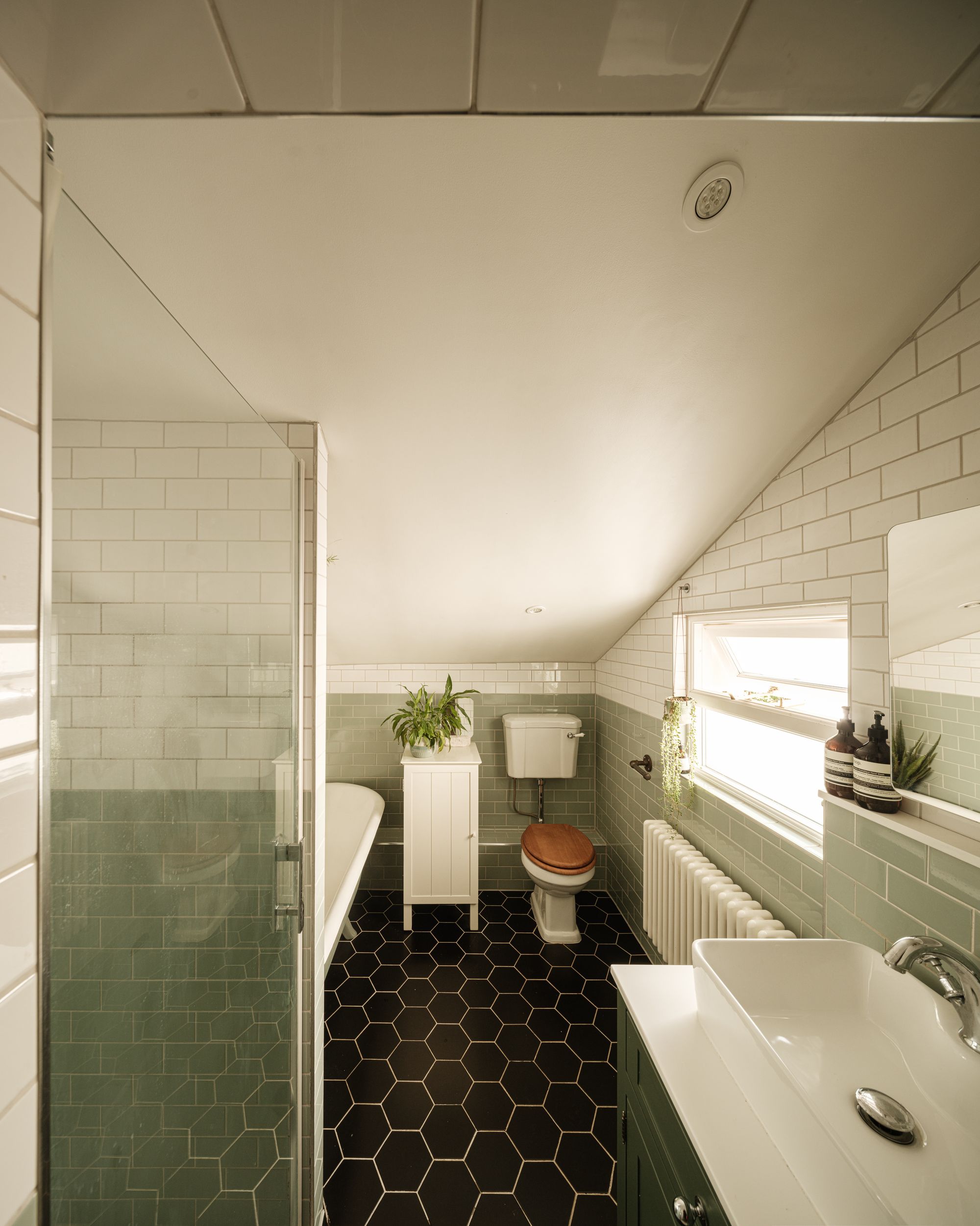 2 bed terraced house for sale in Harrow Road, Leytonstone, London, E11  - Property Image 36