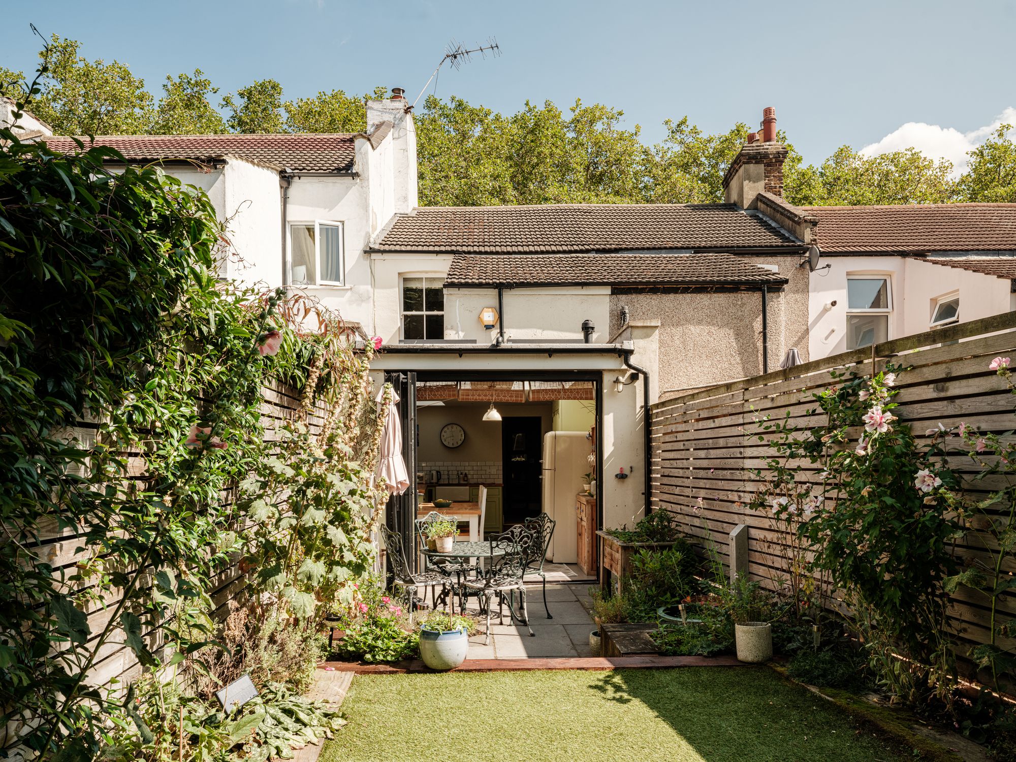 2 bed terraced house for sale in Harrow Road, Leytonstone, London, E11  - Property Image 41