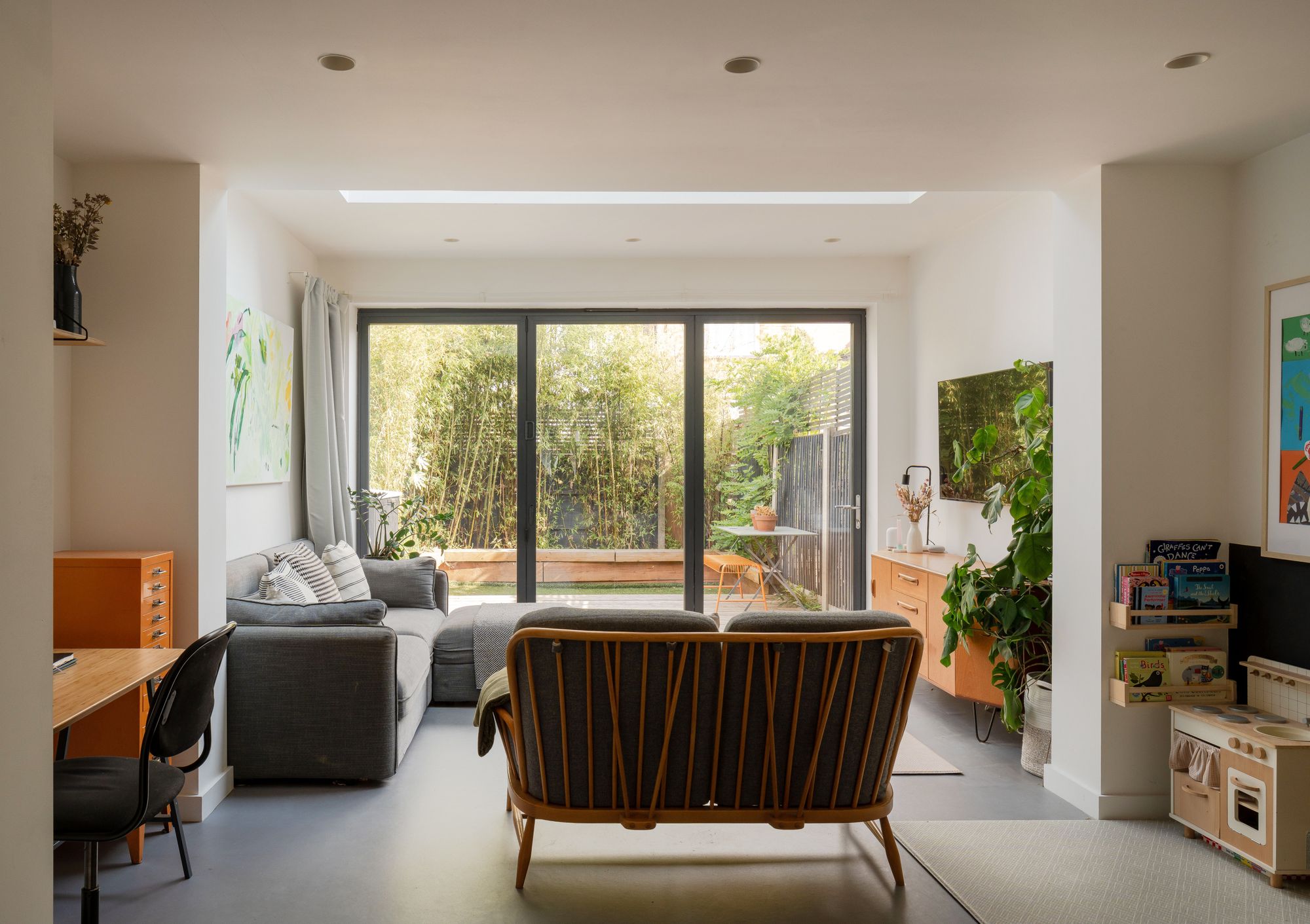 3 bed terraced house for sale in Murchison Road, London, E10  - Property Image 18