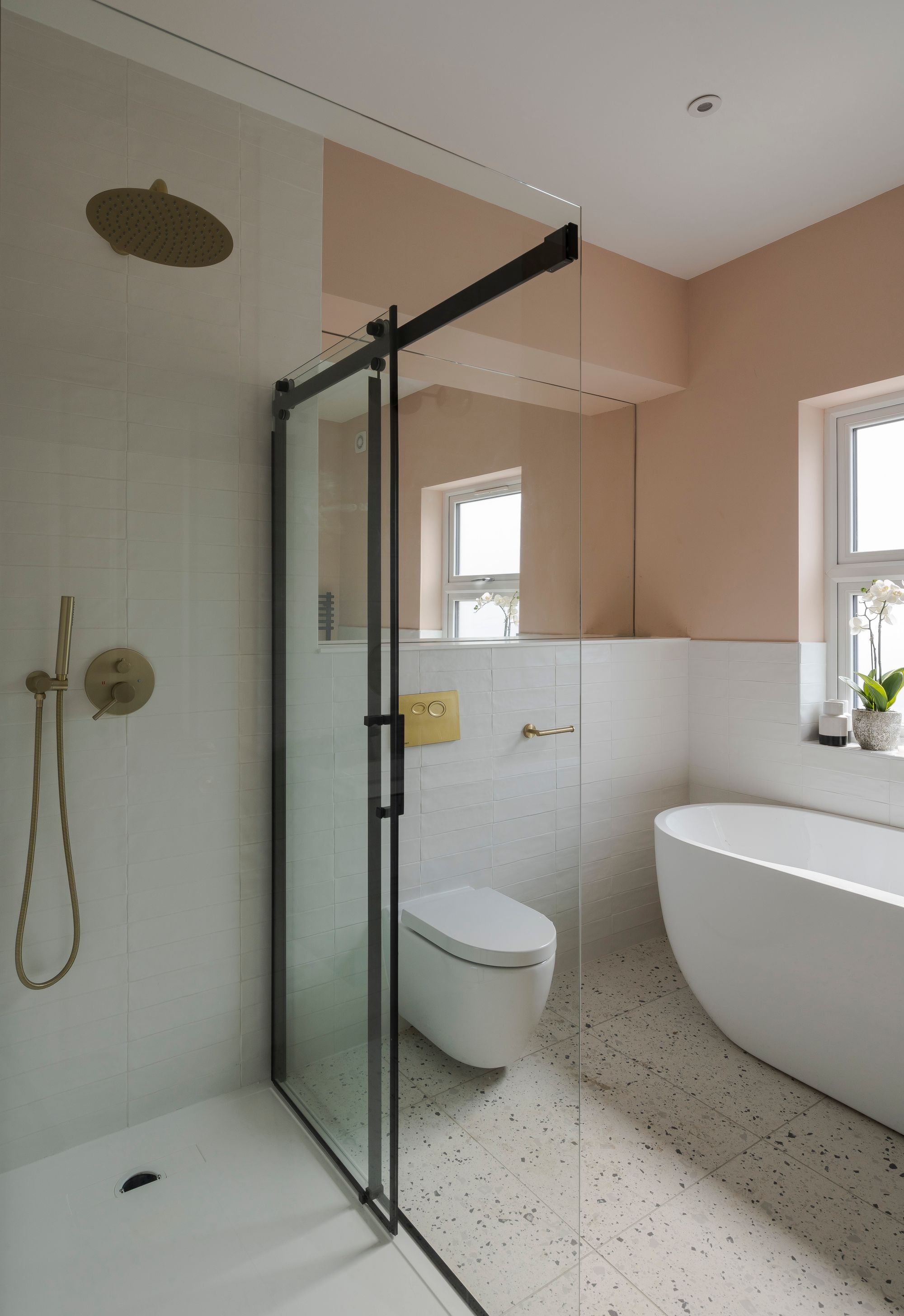 4 bed mid-terraced house for sale in Balmoral Road, Leyton, London, E10 - Property Image 32