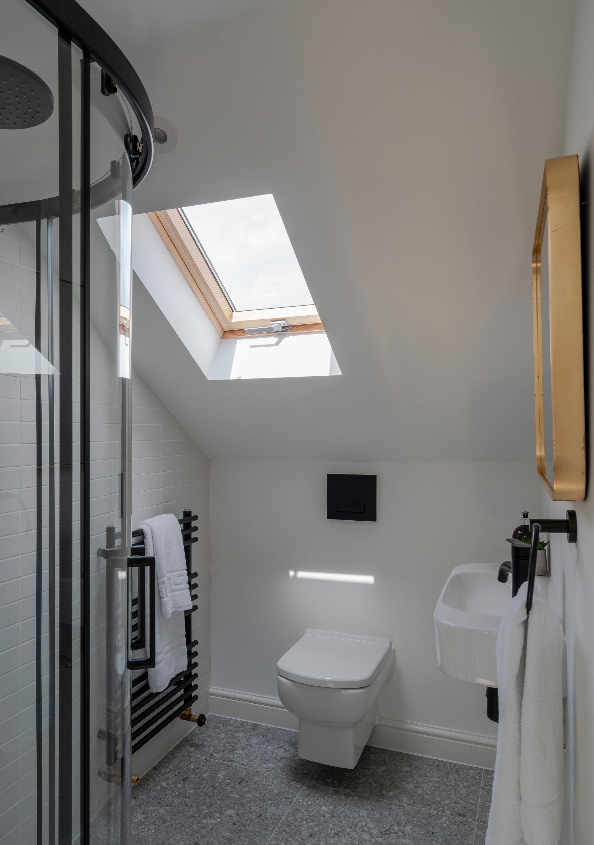 4 bed mid-terraced house for sale in Balmoral Road, Leyton, London, E10 - Property Image 37