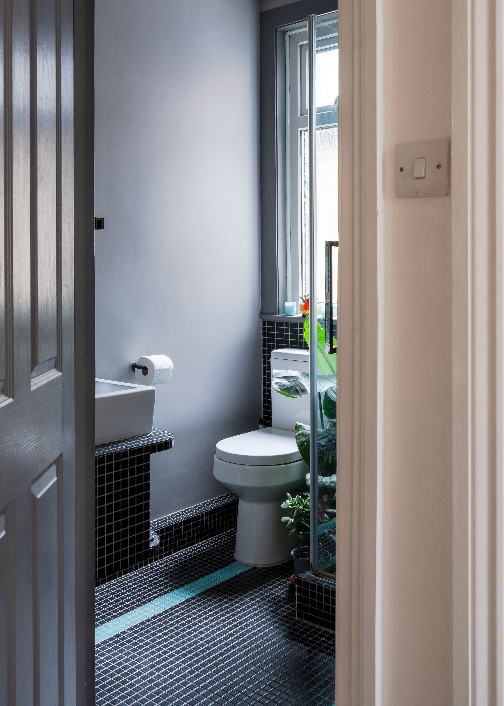 3 bed maisonette for sale in Newport Road, Leyton, London, E10  - Property Image 8