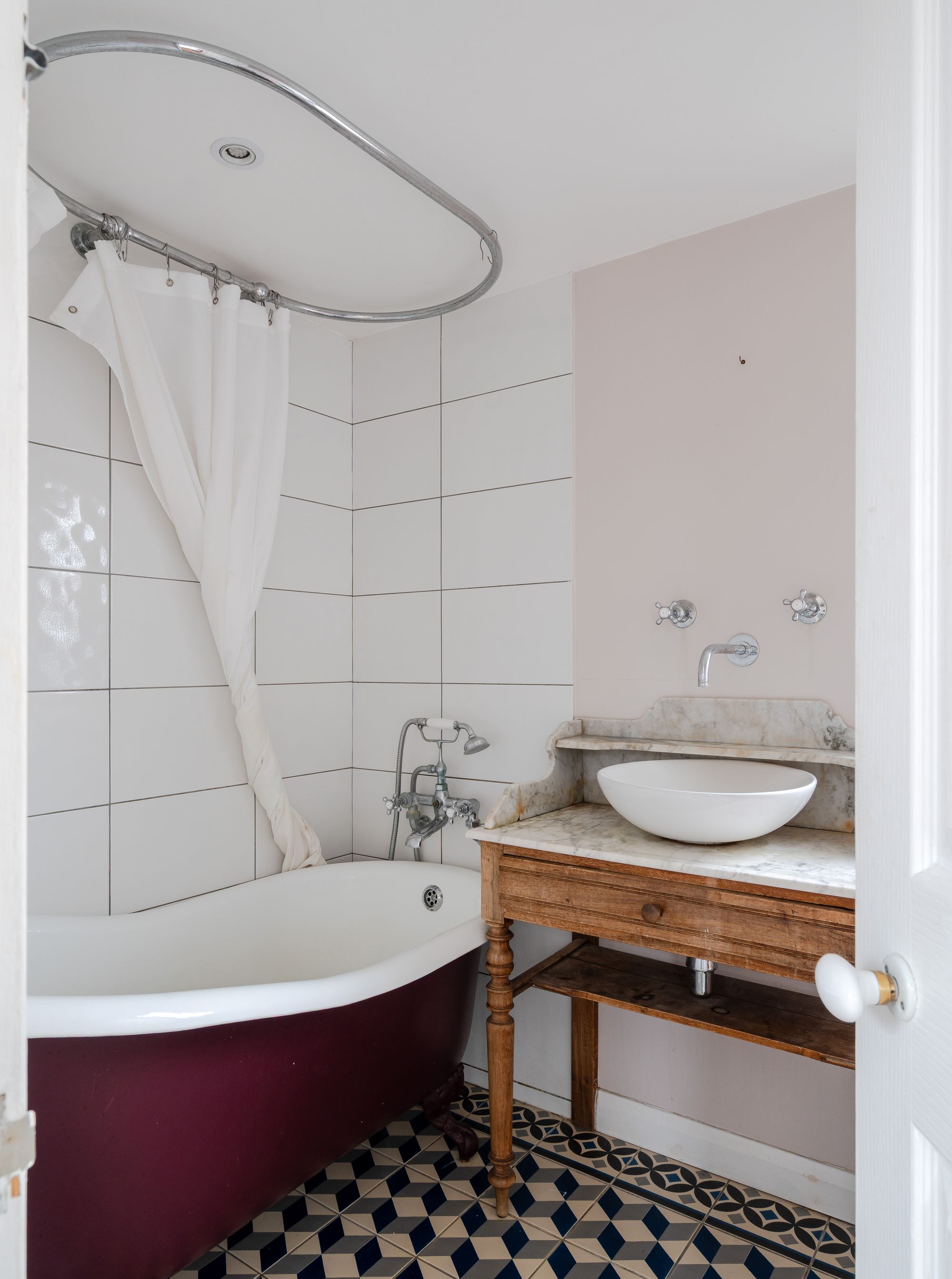 3 bed maisonette for sale in Newport Road, Leyton, London, E10  - Property Image 27