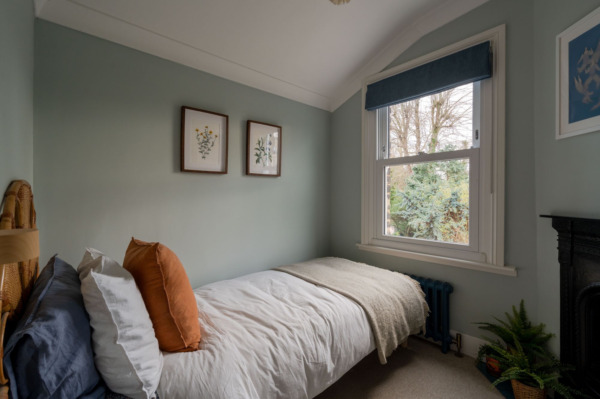 3 bed terraced house for sale in Crescent Road, Leyton, London, E10  - Property Image 20