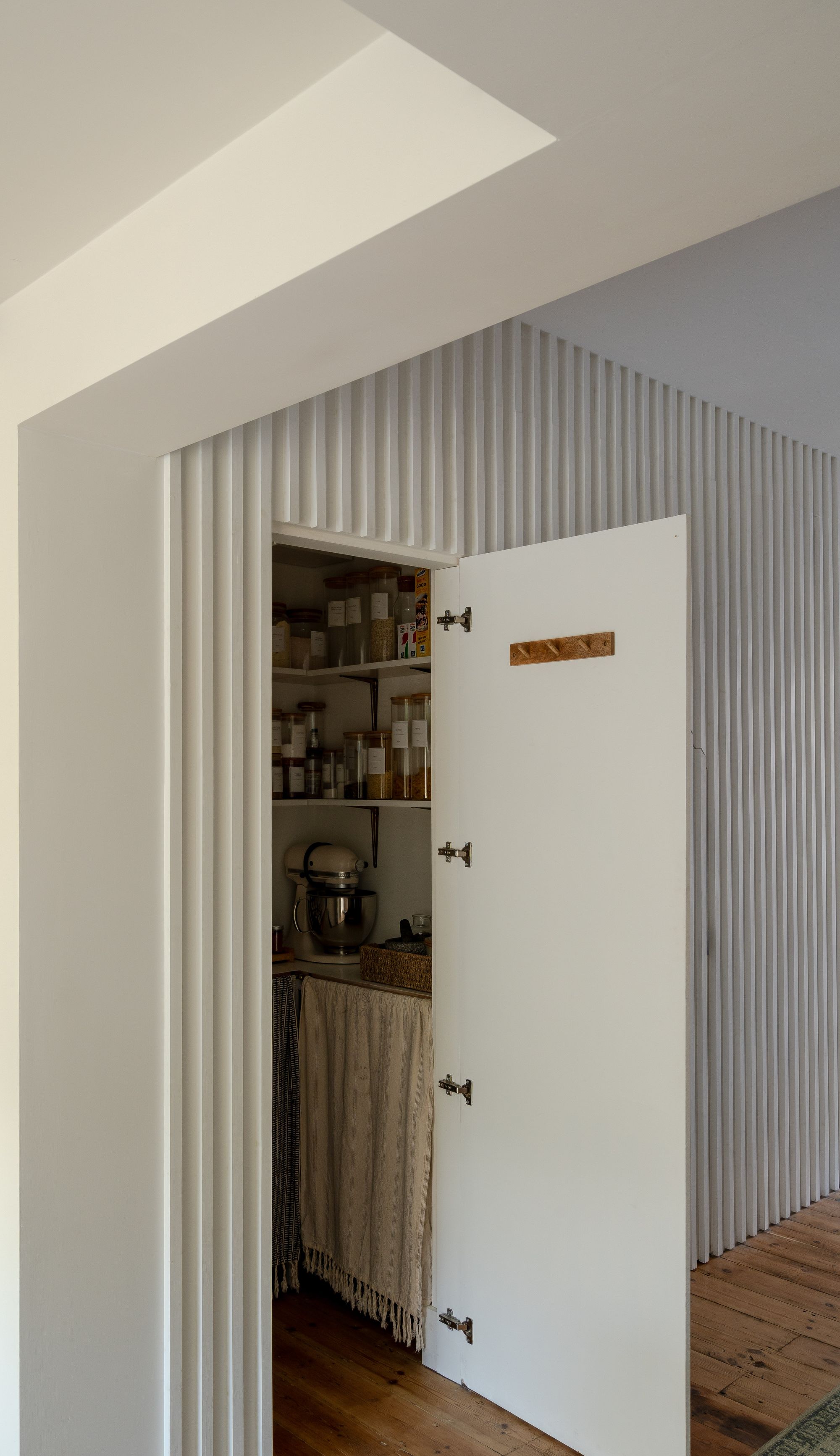 3 bed terraced house for sale in Crescent Road, Leyton, London, E10  - Property Image 15