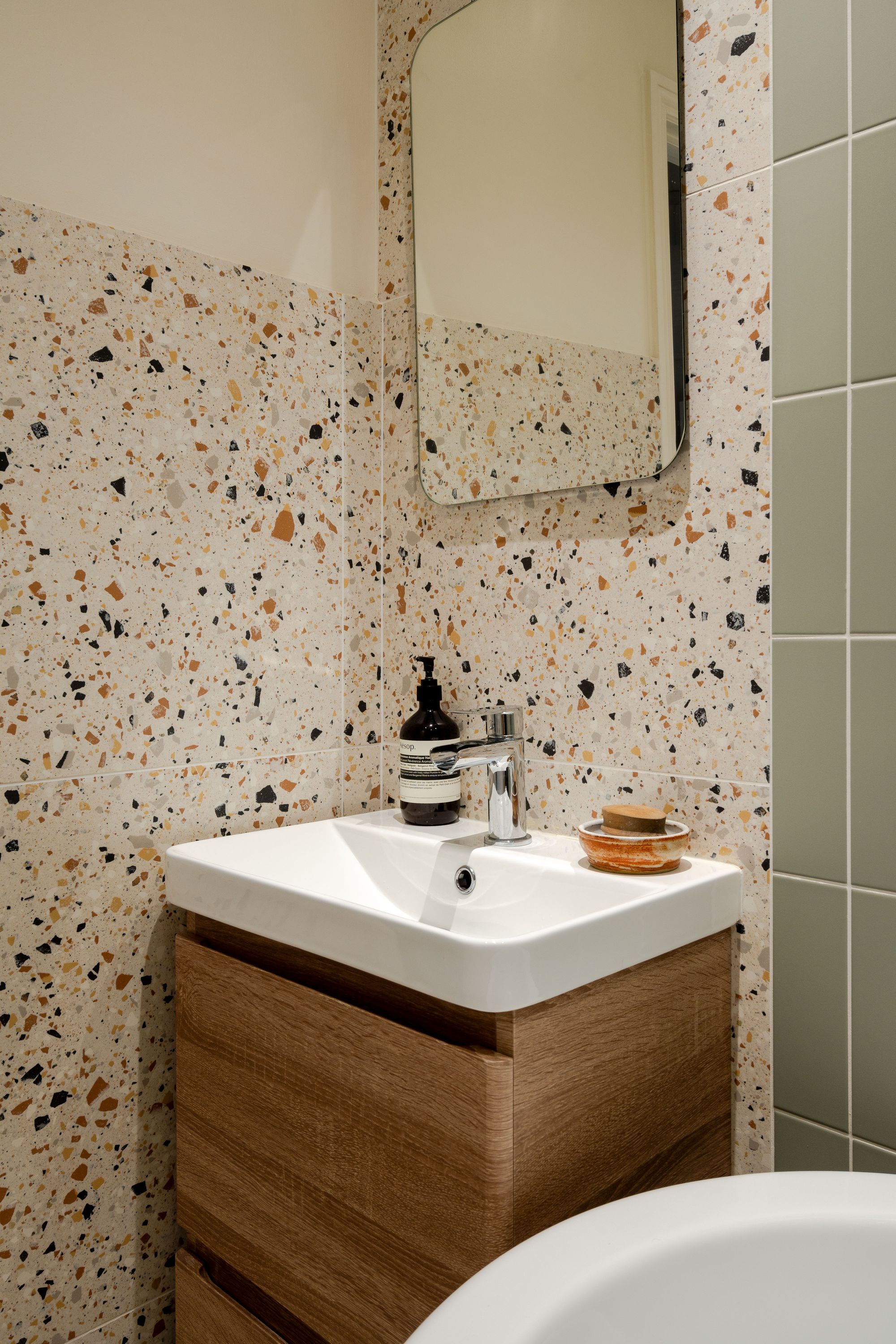 3 bed terraced house for sale in Crescent Road, Leyton, London, E10  - Property Image 28