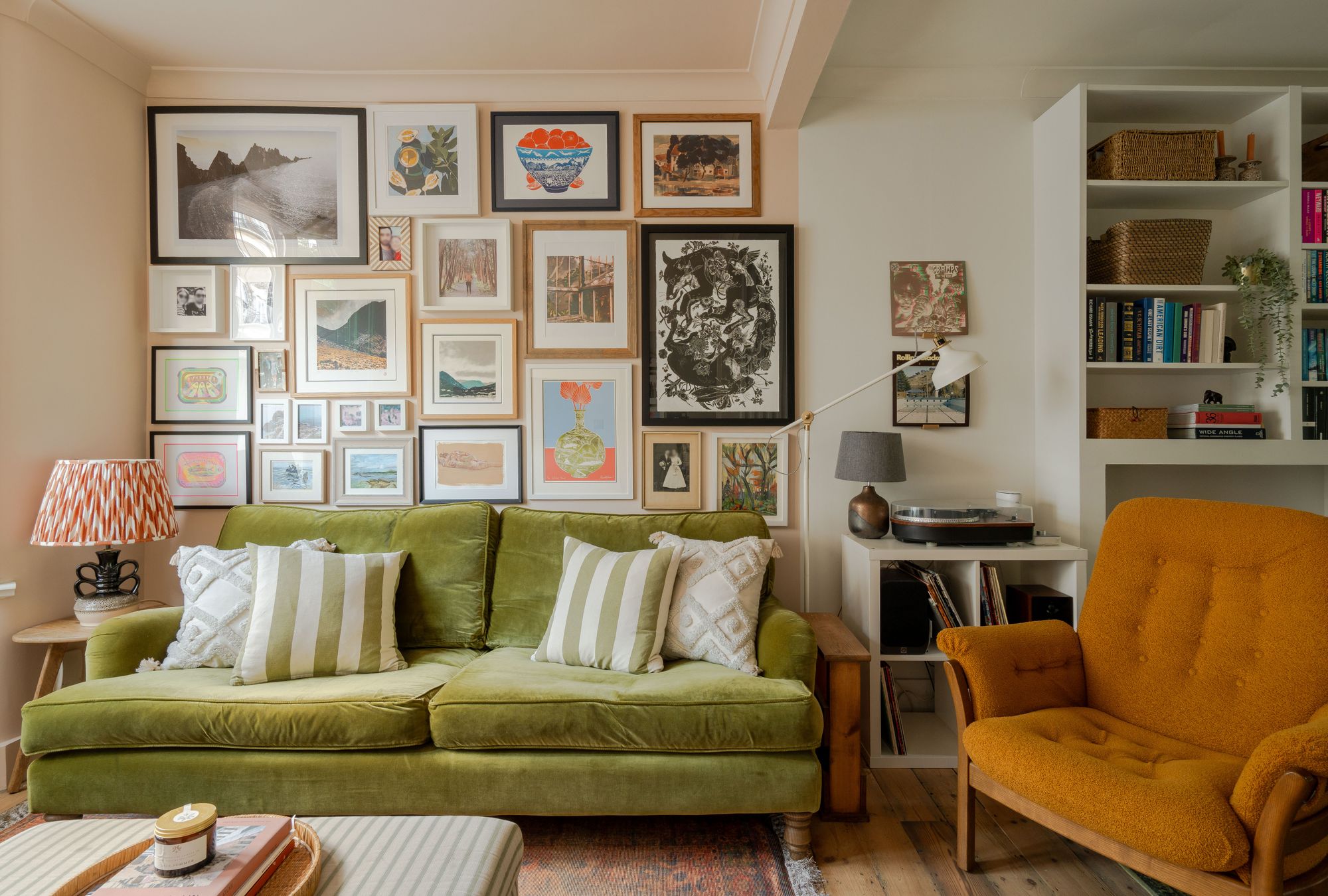 3 bed terraced house for sale in Crescent Road, Leyton, London, E10  - Property Image 4