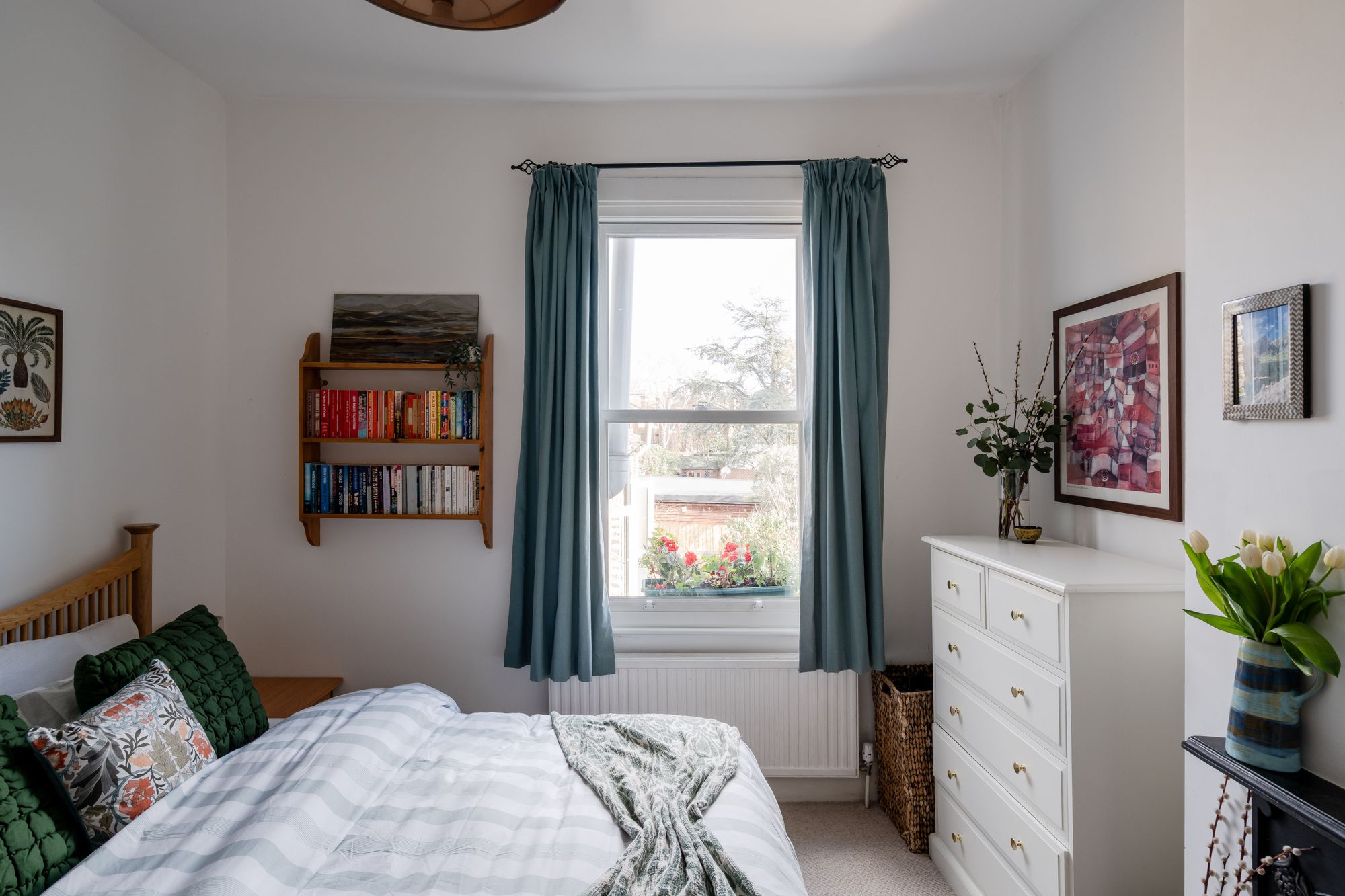 2 bed flat for sale in Woodville Road, Bushwood, London, E11  - Property Image 11