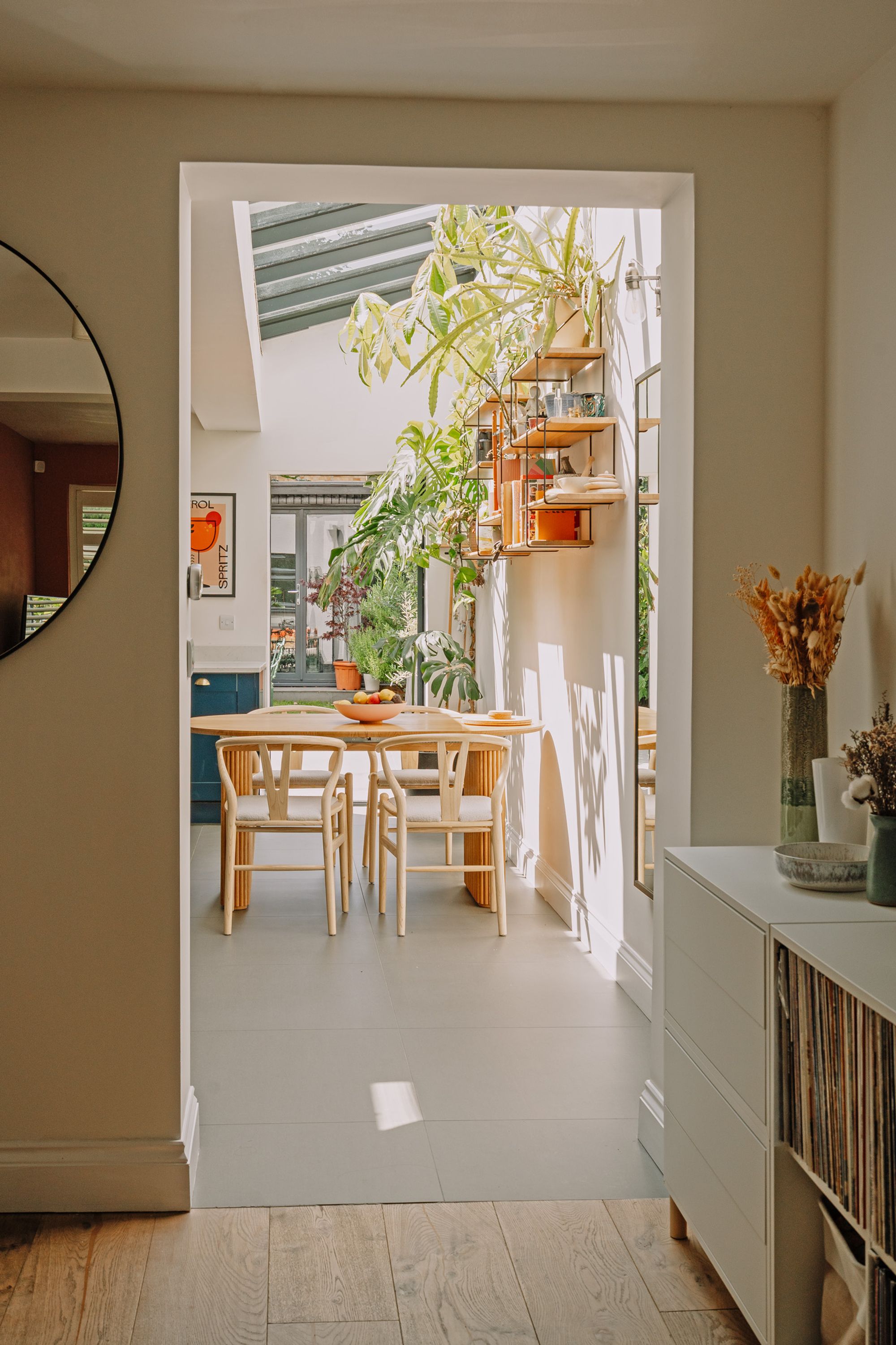 2 bed terraced house for sale in Harrow Road, Leytonstone, London, E11  - Property Image 9