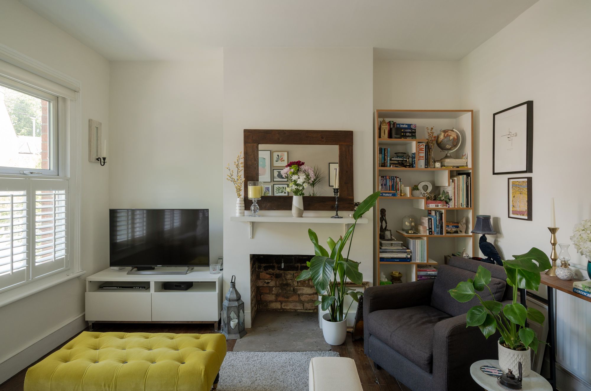 2 bed flat for sale in Hawarden Road, Walthamstow, London, E17 - Property Image 2