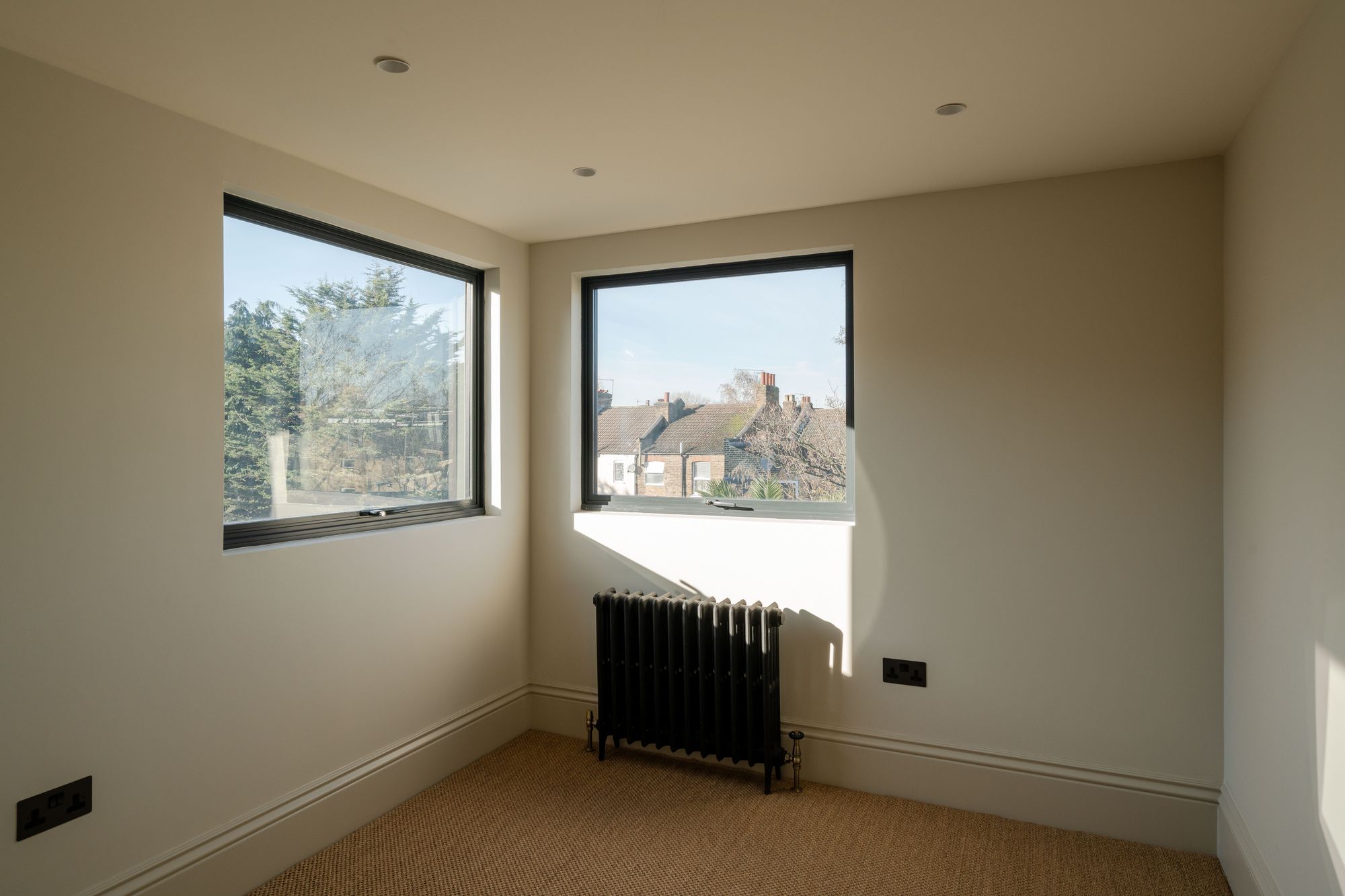 4 bed terraced house for sale in Morley Road, Leyton, London, E10  - Property Image 41