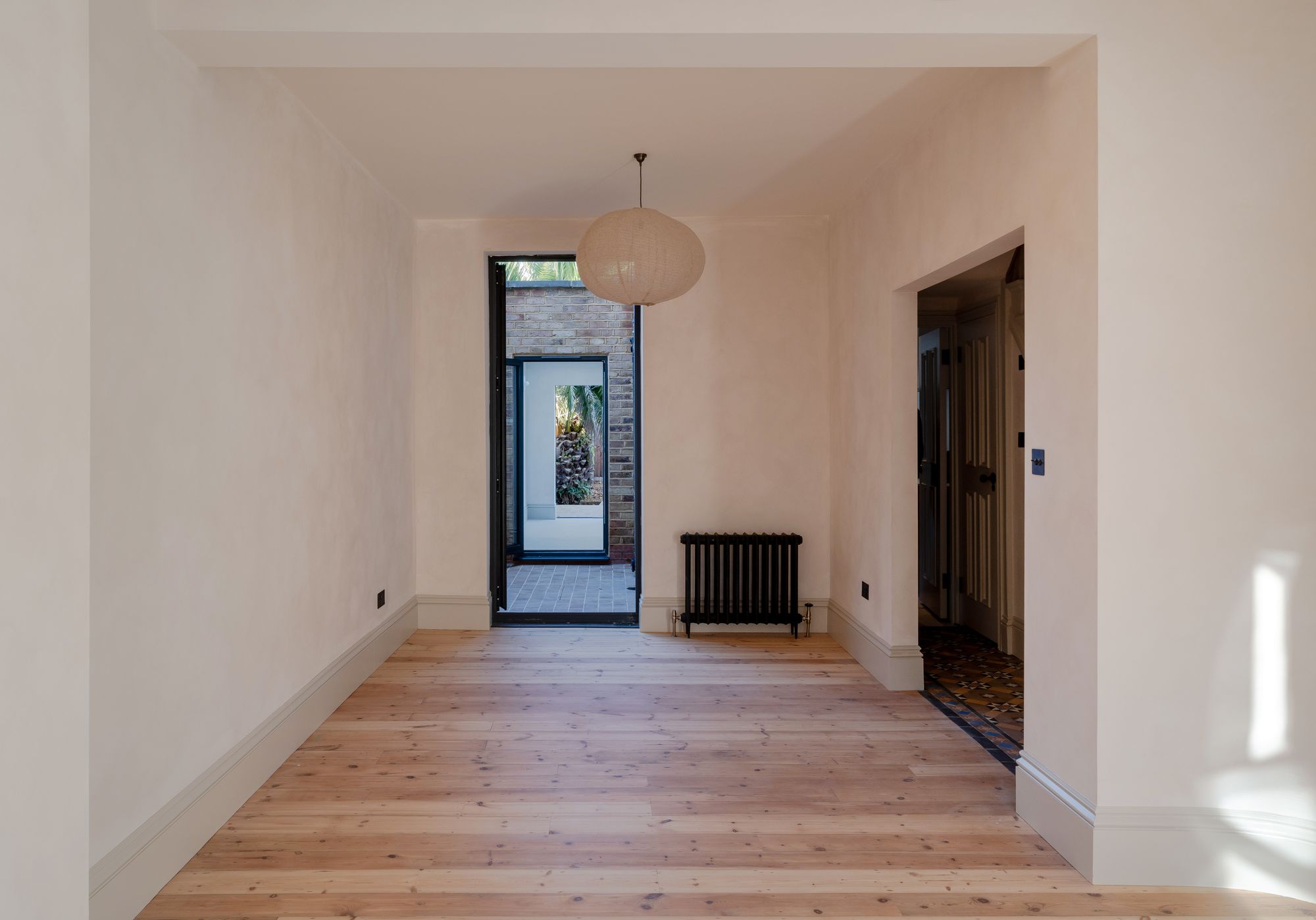 4 bed terraced house for sale in Morley Road, Leyton, London, E10  - Property Image 2