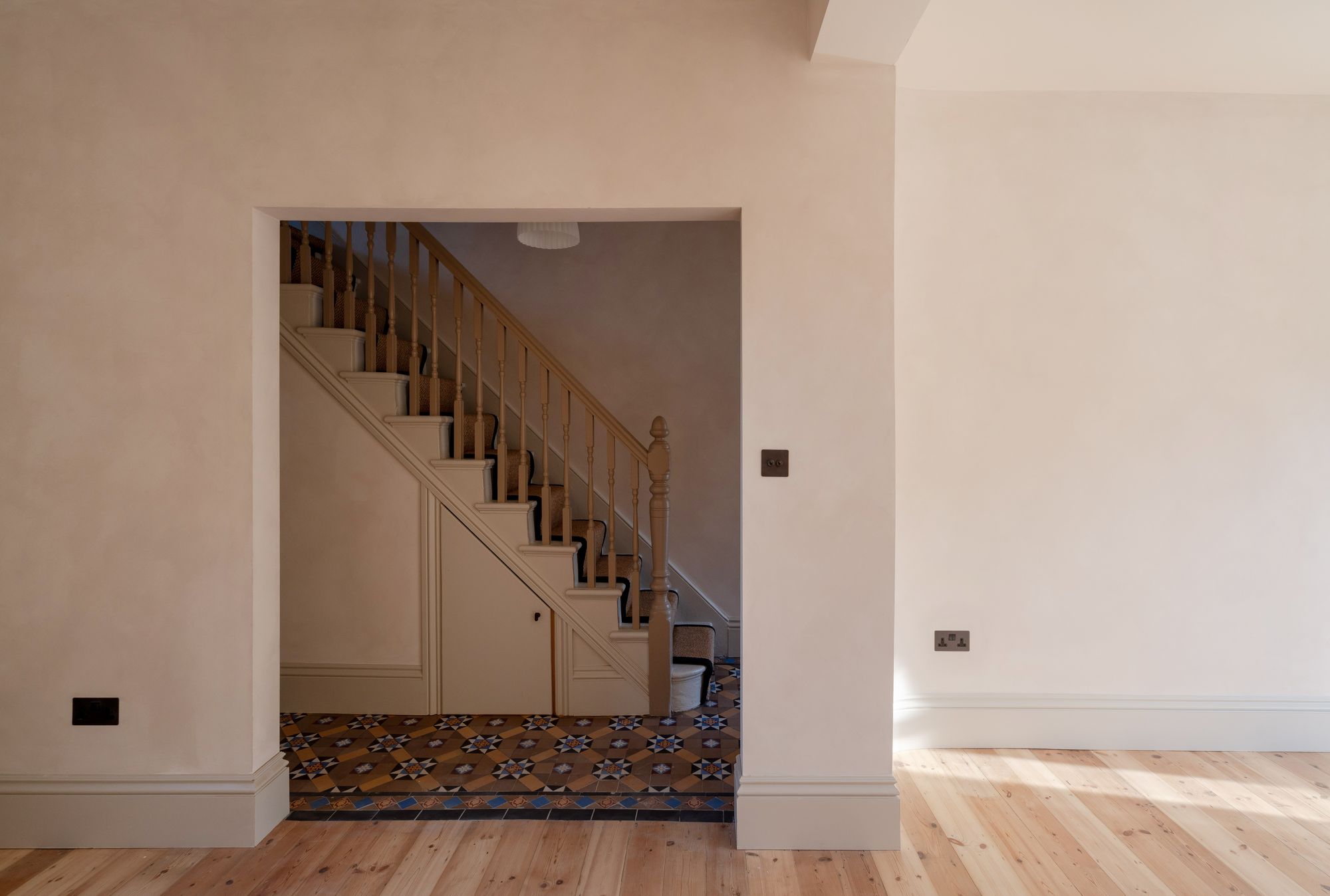4 bed terraced house for sale in Morley Road, Leyton, London, E10  - Property Image 5