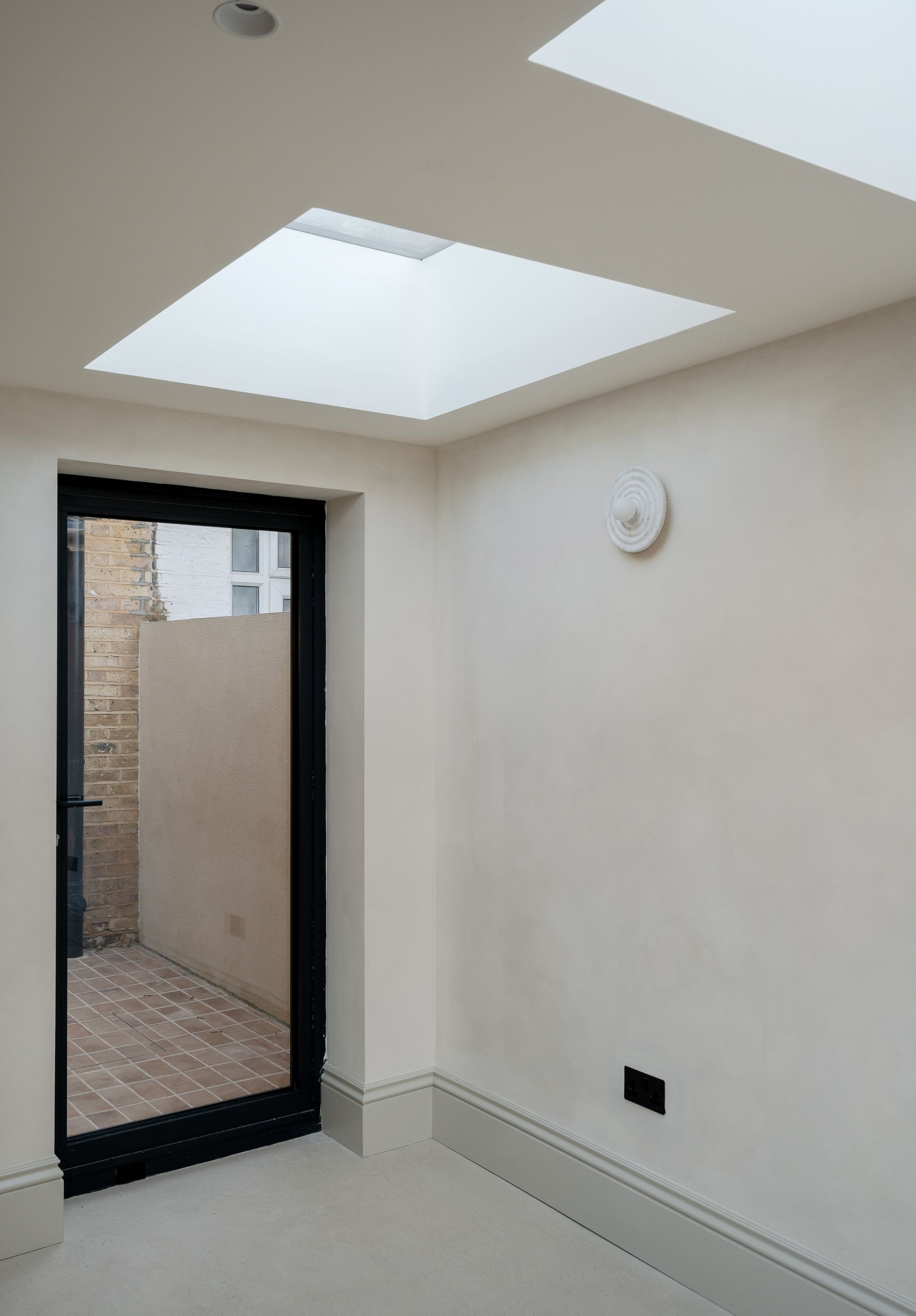 4 bed terraced house for sale in Morley Road, Leyton, London, E10  - Property Image 11