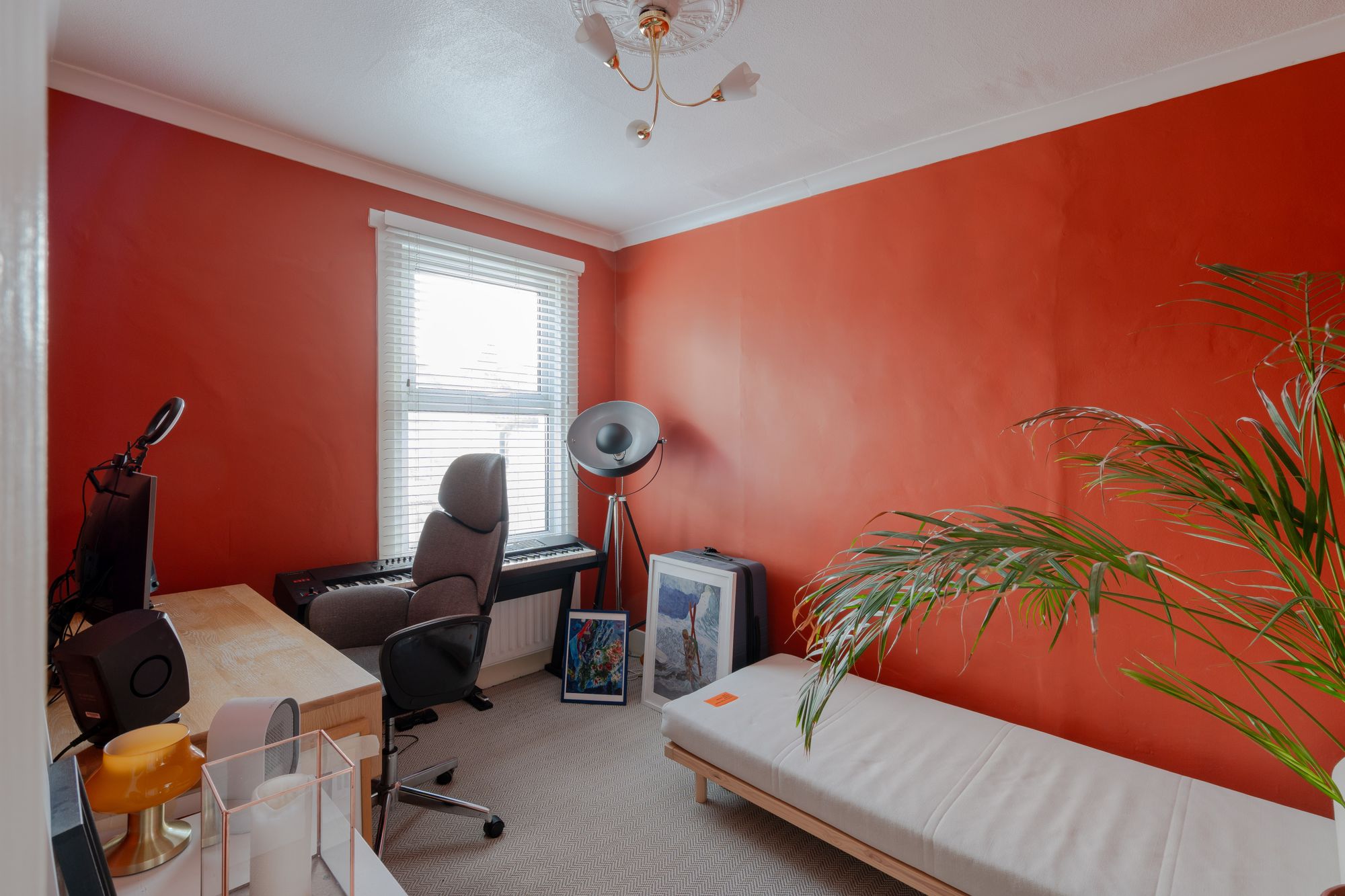 2 bed terraced house for sale in Kingsdown Road, Leytonstone, London, E11  - Property Image 16