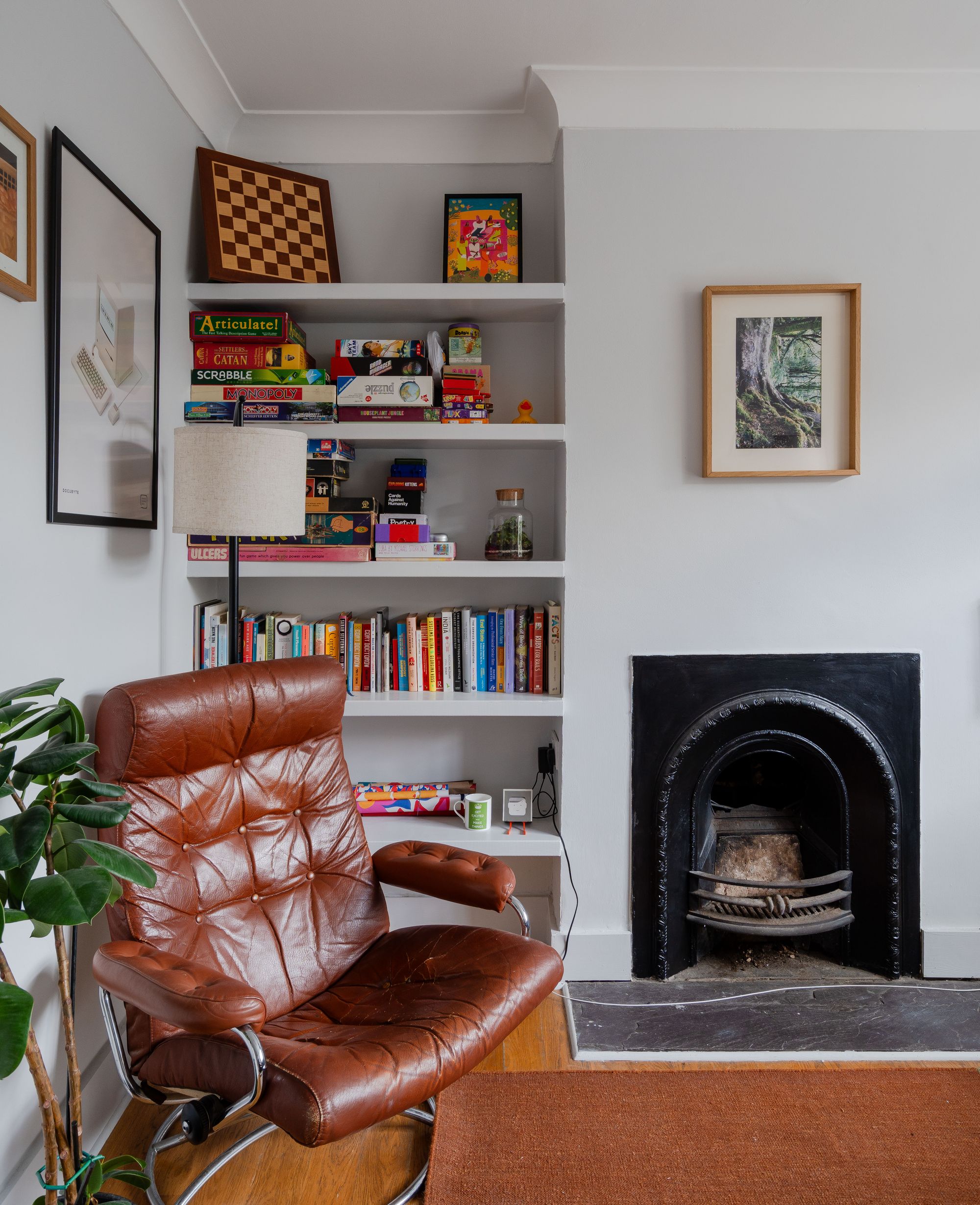 2 bed end of terrace house for sale in Thornhill Road, Leyton, London, E10  - Property Image 4