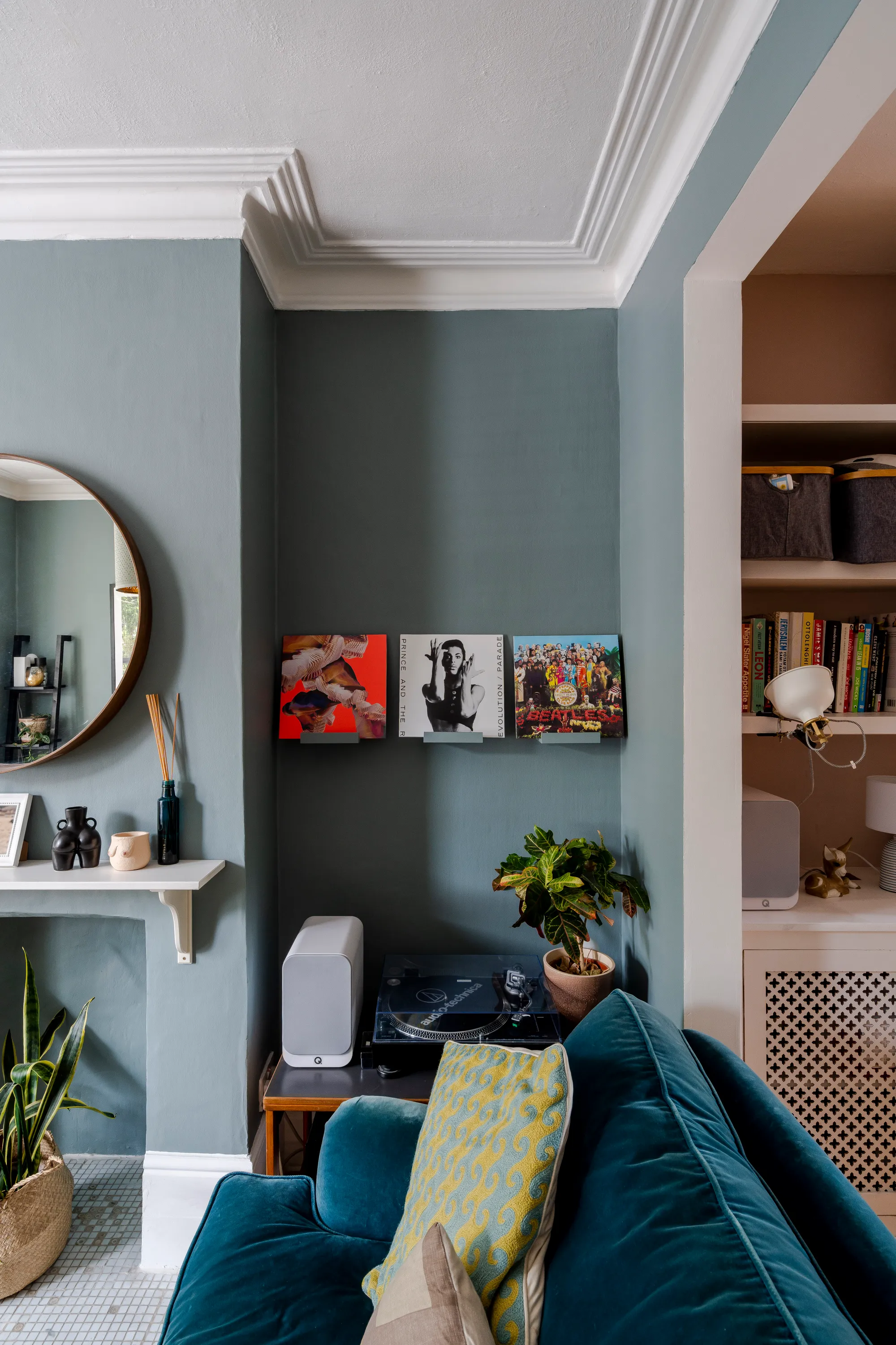 4 bed mid-terraced house for sale in Cheneys Road, Leytonstone, London, E11  - Property Image 6