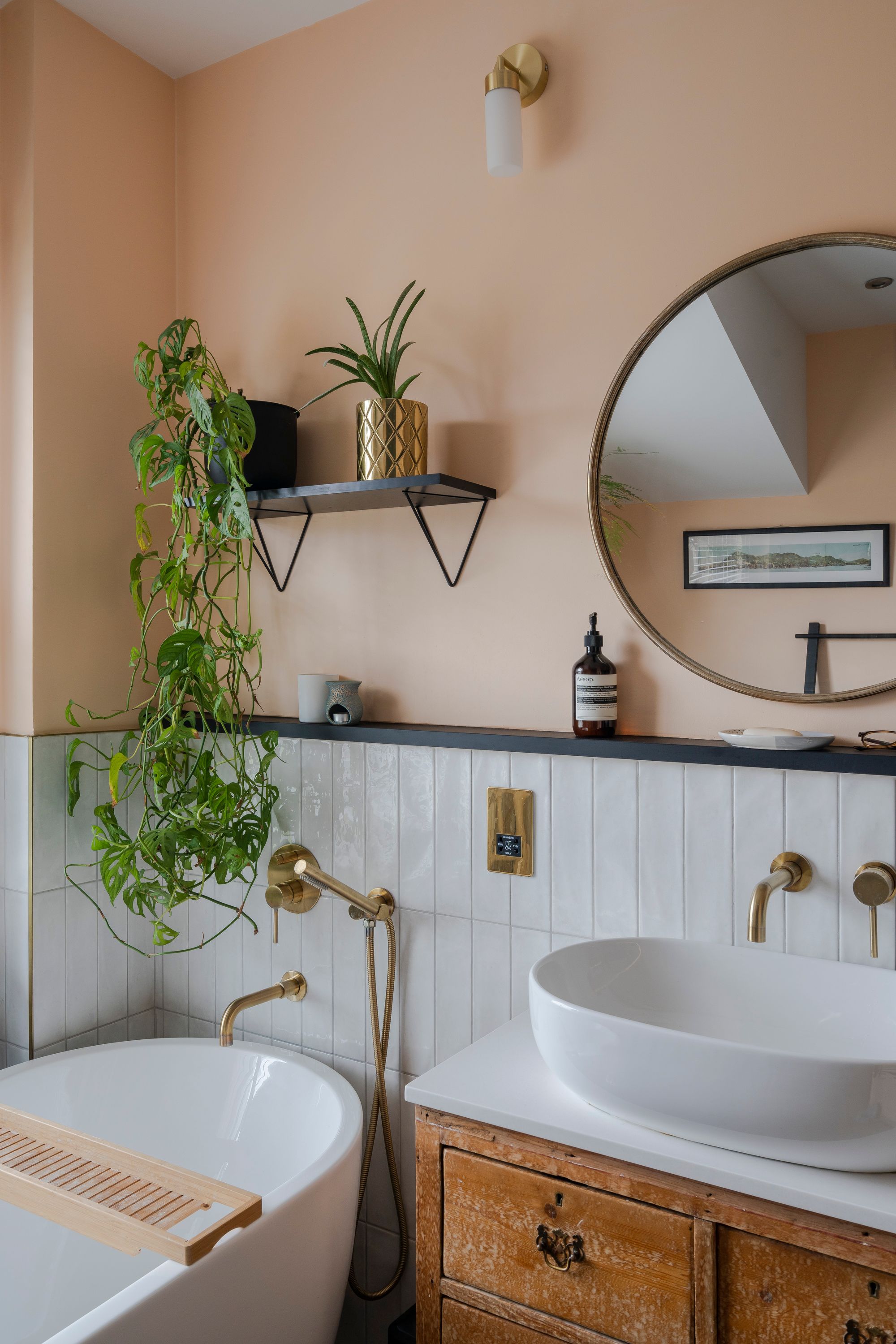 4 bed mid-terraced house for sale in Cheneys Road, Leytonstone, London, E11  - Property Image 29