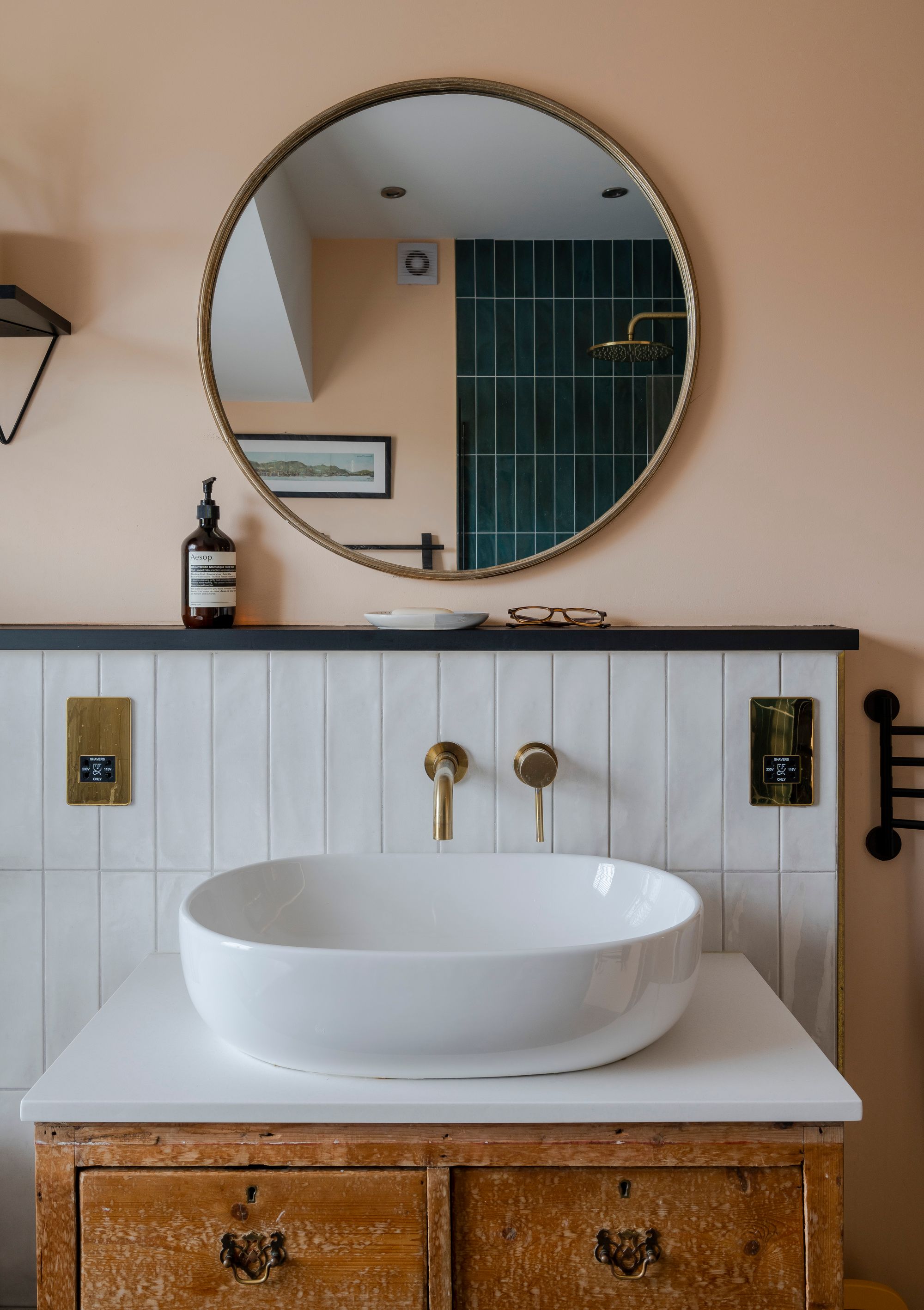 4 bed mid-terraced house for sale in Cheneys Road, Leytonstone, London, E11  - Property Image 28