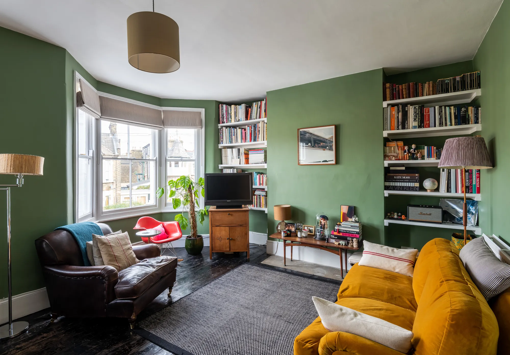 2 bed flat for sale in Richmond Road, Leytonstone, London, E11  - Property Image 3