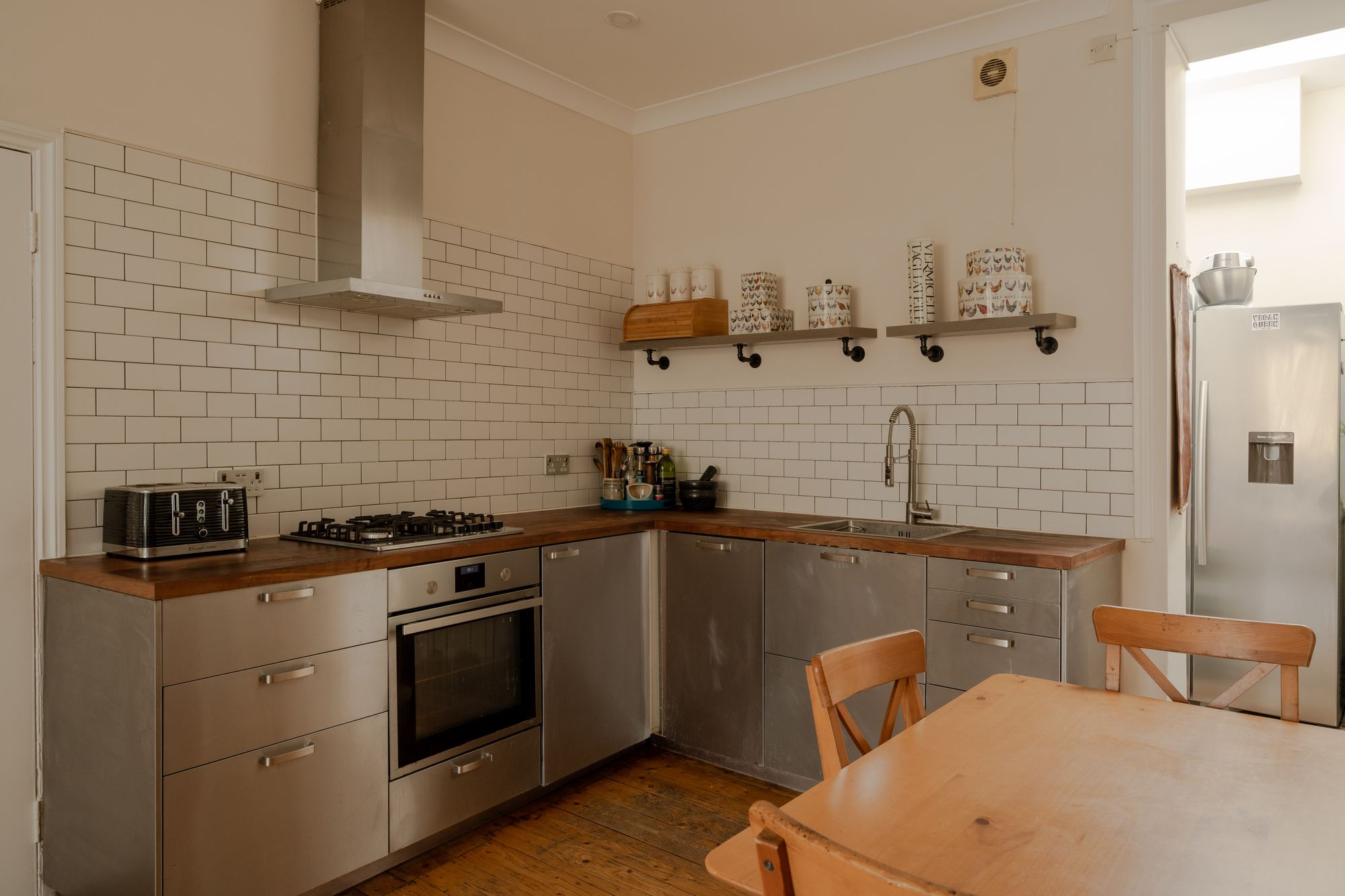 3 bed ground floor flat for sale in Hainault Road, Leytonstone, London, E11  - Property Image 9