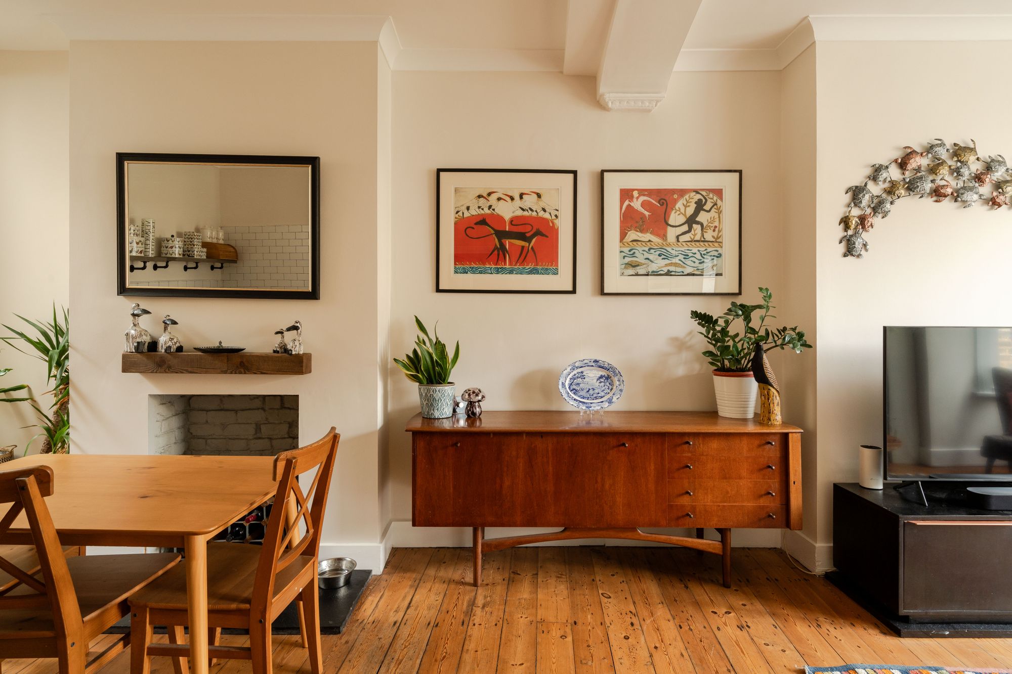 3 bed ground floor flat for sale in Hainault Road, Leytonstone, London, E11  - Property Image 2