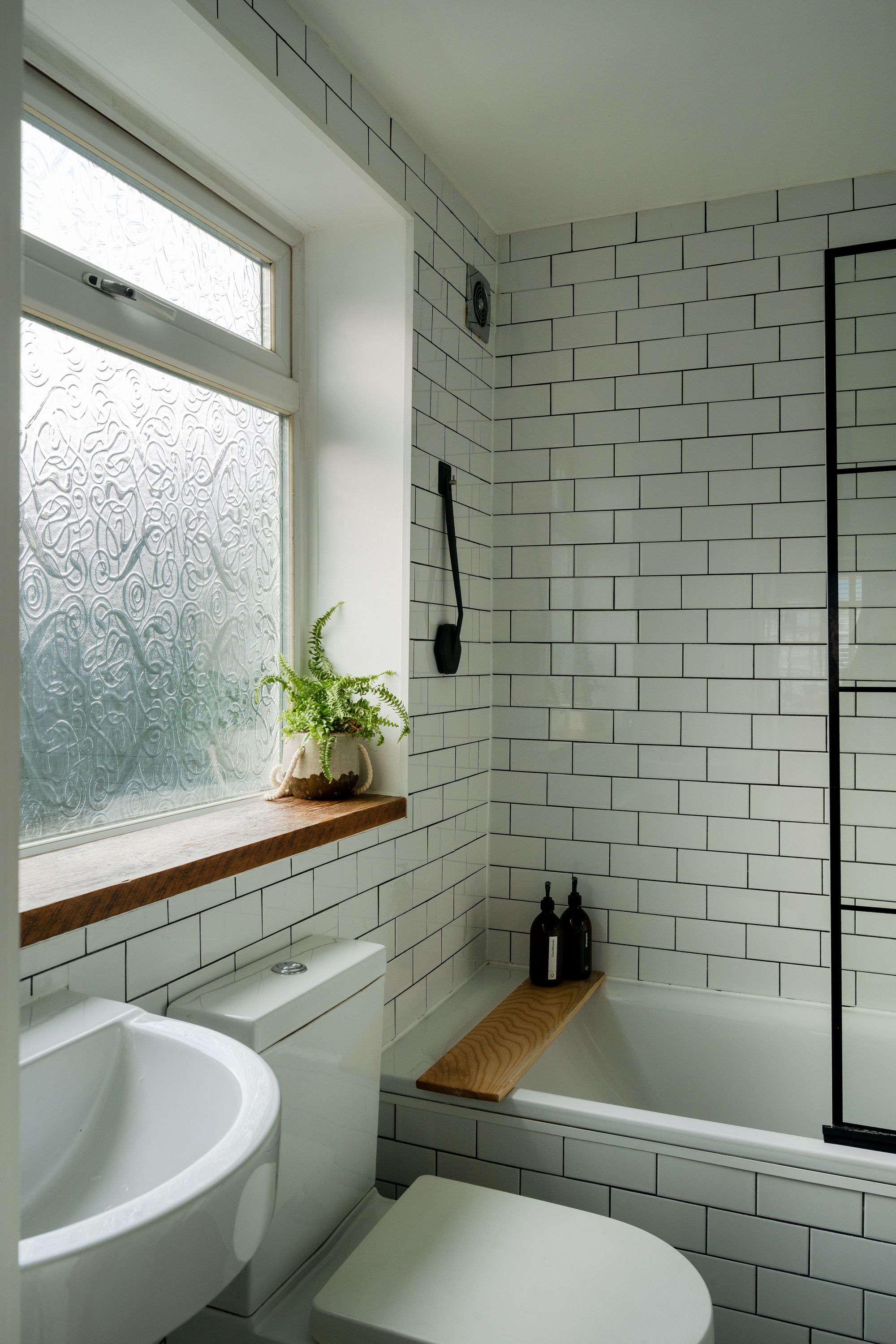 2 bed terraced house for sale in Vansittart Road, Forest Gate, London, E7  - Property Image 16