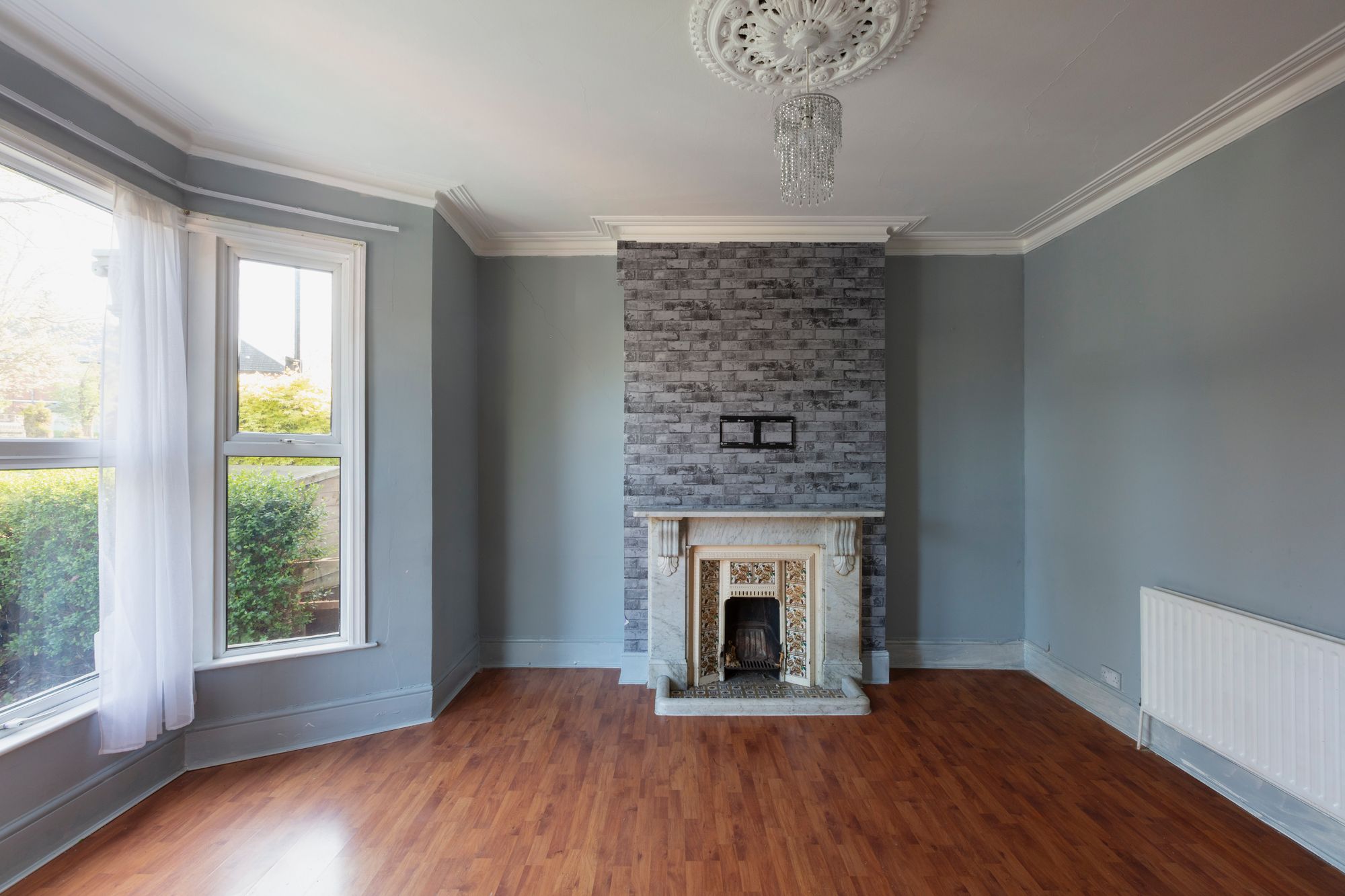 3 bed terraced house for sale in Clarence Road, Manor Park, London, E12 - Property Image 2