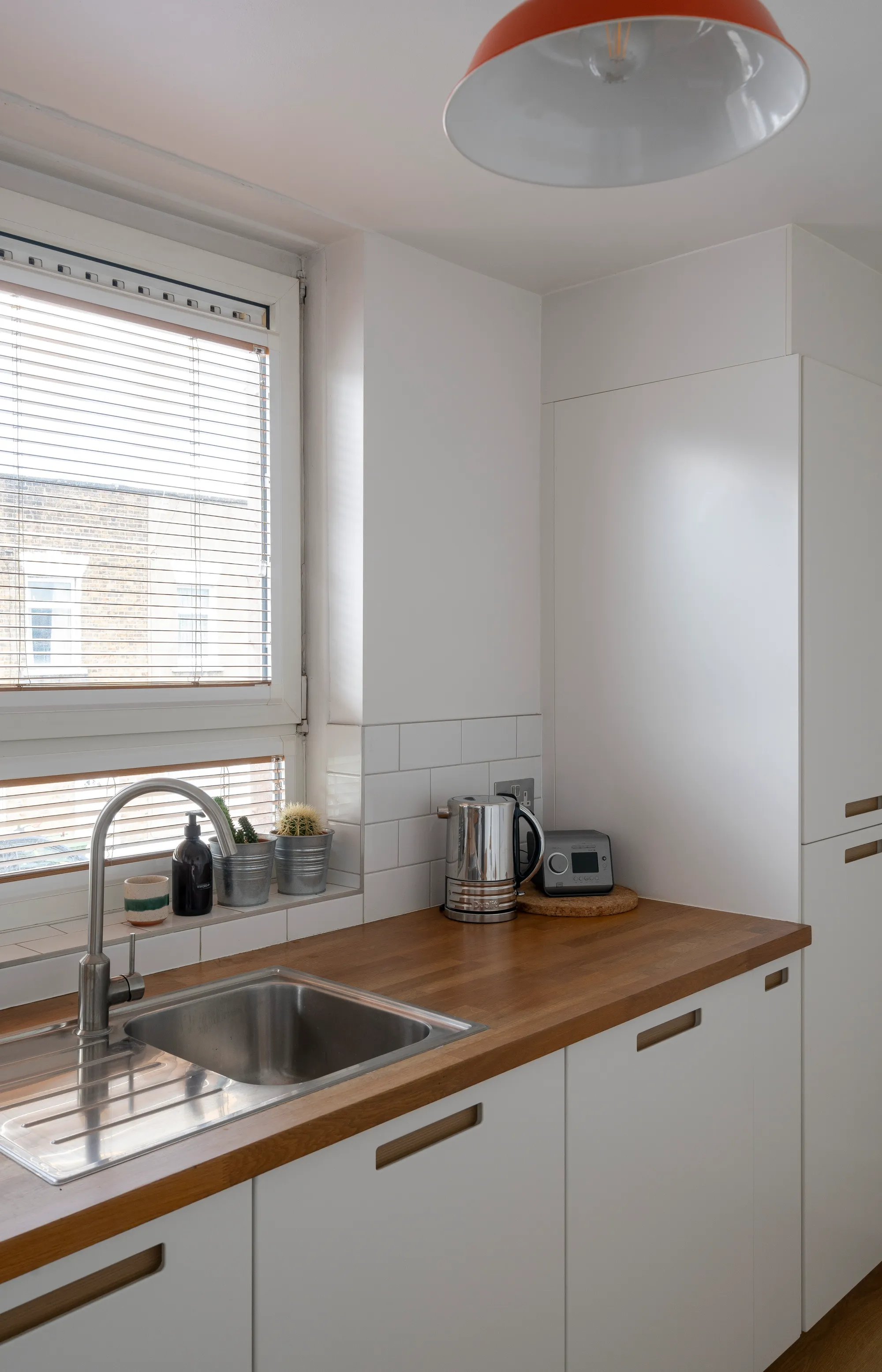 1 bed apartment for sale in Henniker Road, Maryland, London, E15  - Property Image 11