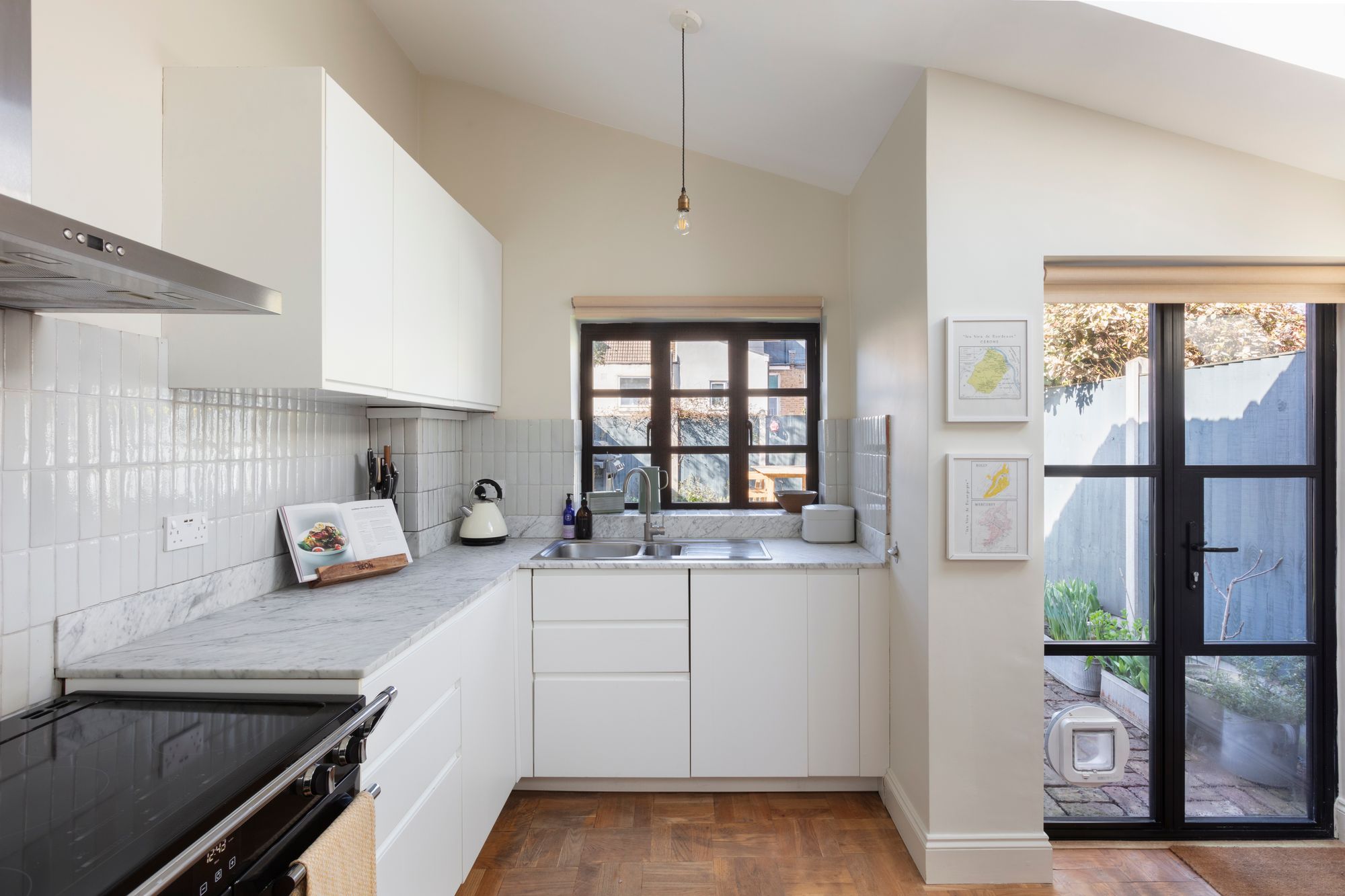 2 bed terraced house for sale in Oakdale Road, Leytonstone, London, E11 - Property Image 13