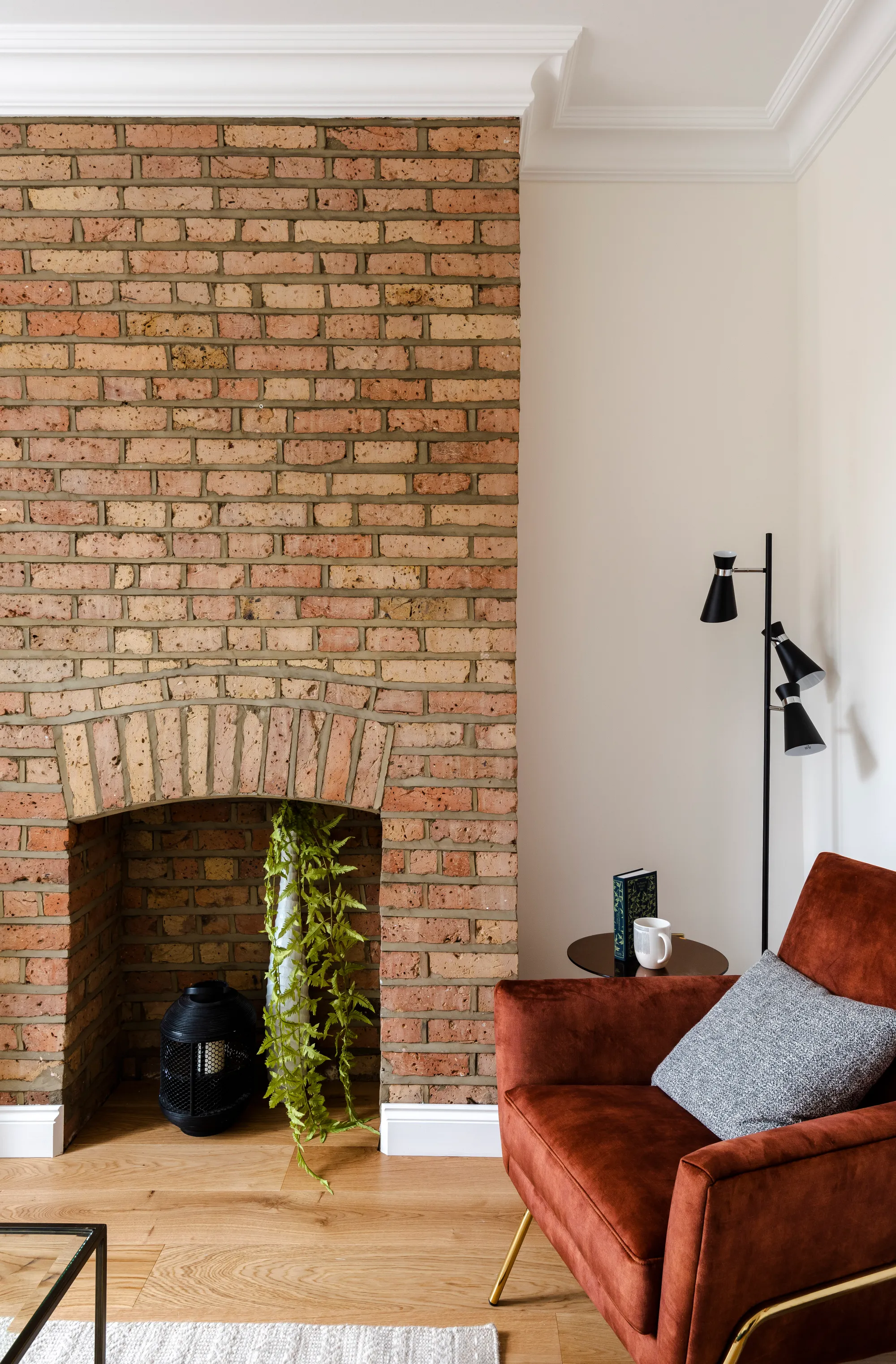 4 bed mid-terraced house for sale in Palamos Road, Leyton, London, E10  - Property Image 5