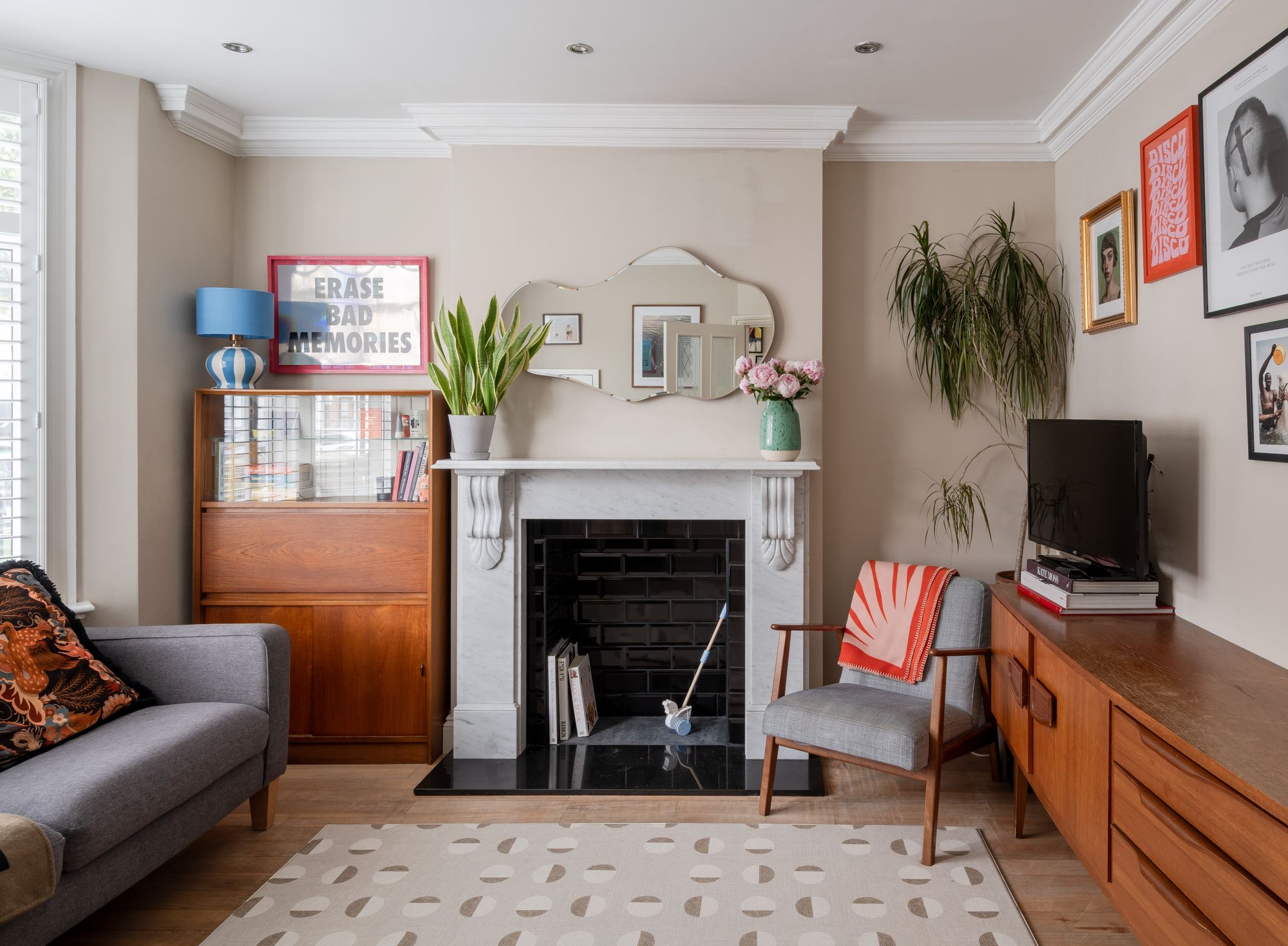 3 bed terraced house for sale in Studley Road, Forest Gate, London, E7  - Property Image 2