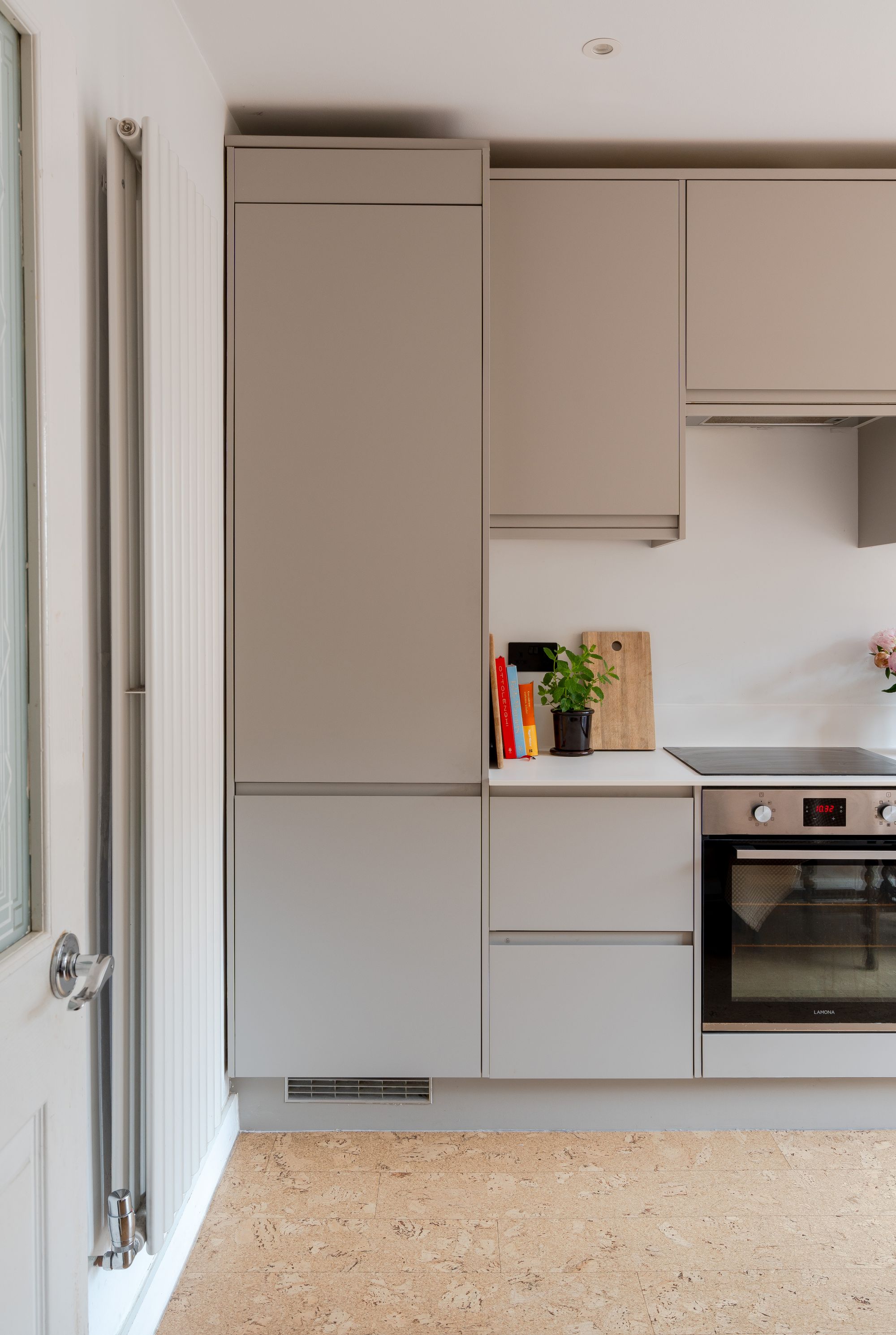 3 bed terraced house for sale in Studley Road, Forest Gate, London, E7  - Property Image 9