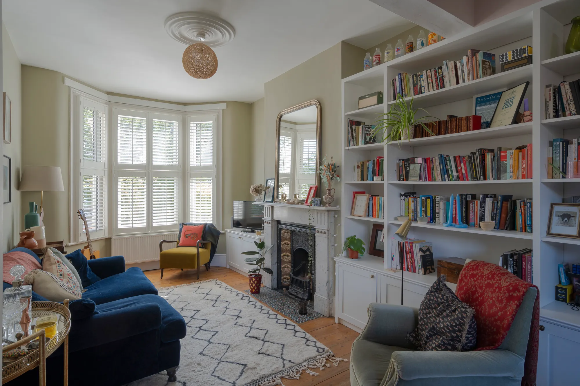 3 bed mid-terraced house for sale in Buckingham Road, Leyton, London, E10 - Property Image 3