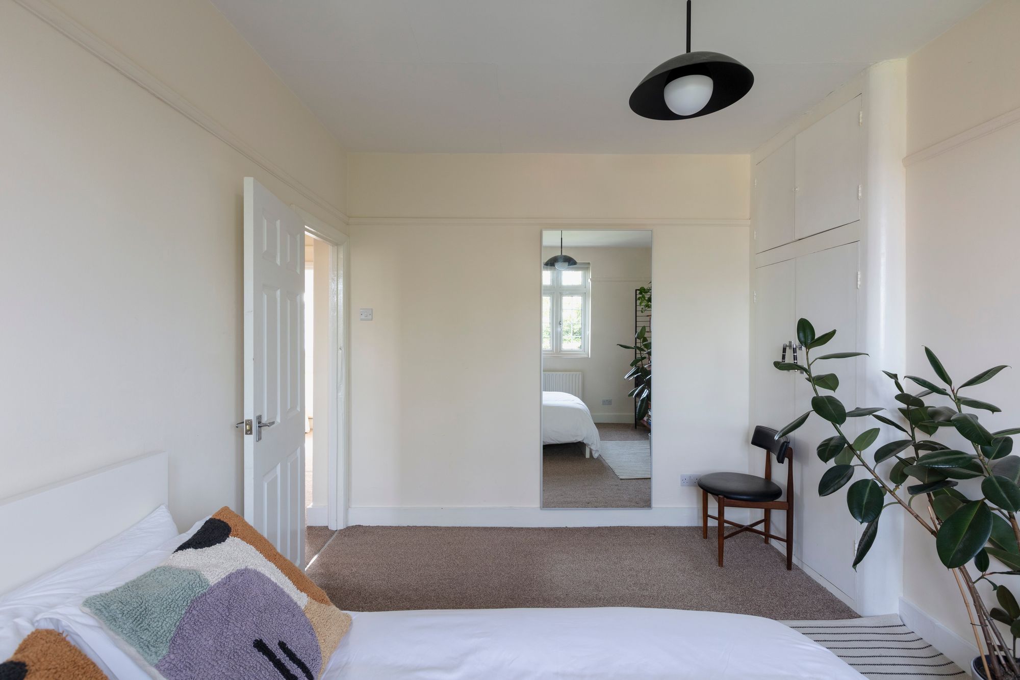 4 bed semi-detached house for sale in Cranbourne Avenue, Wanstead, London, E11  - Property Image 30