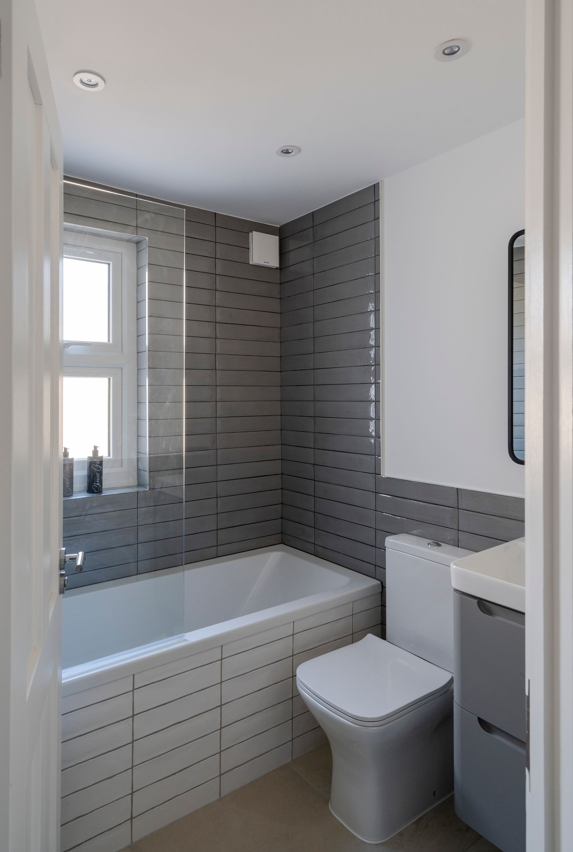 4 bed mid-terraced house for sale in St. Georges Road, Leyton, London, E10  - Property Image 33