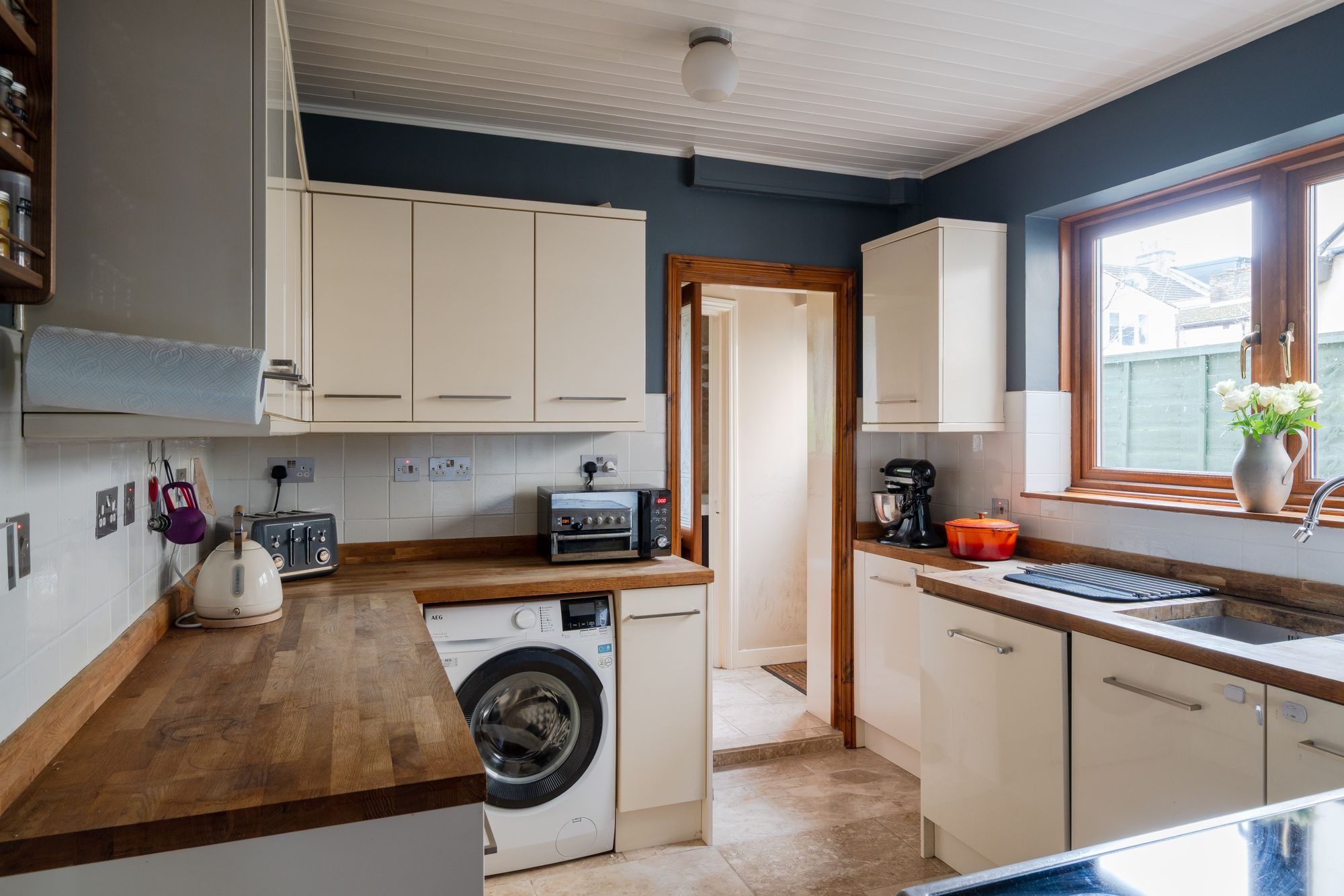 3 bed terraced house for sale in Richford Road, Stratford, London, E15  - Property Image 9