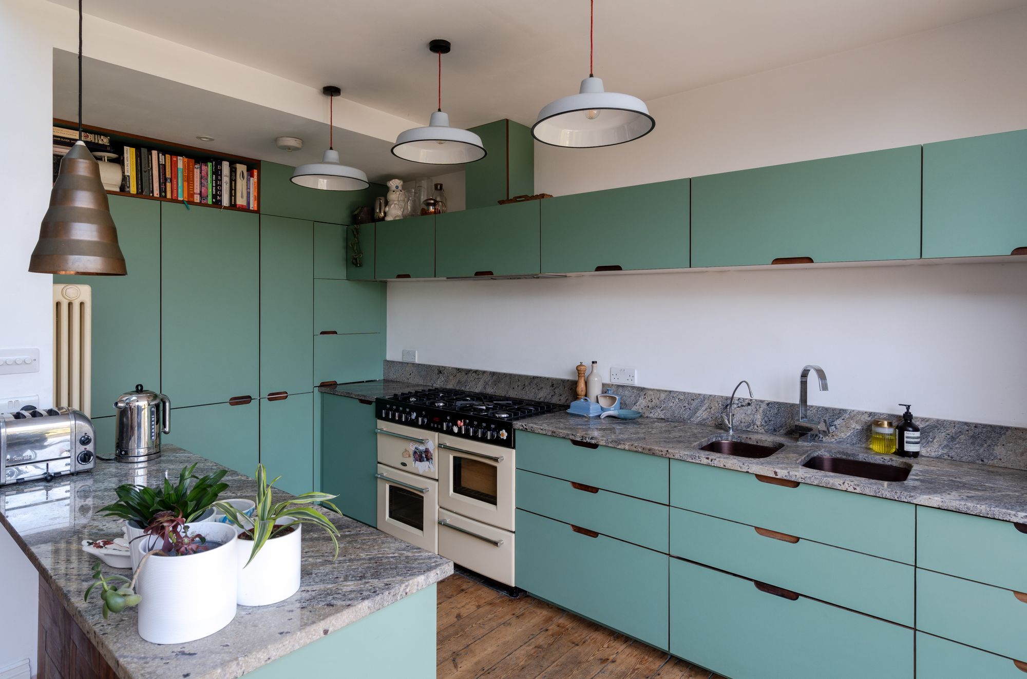 3 bed terraced house for sale in Woodriffe Road, Upper Leytonstone, London, E11  - Property Image 13