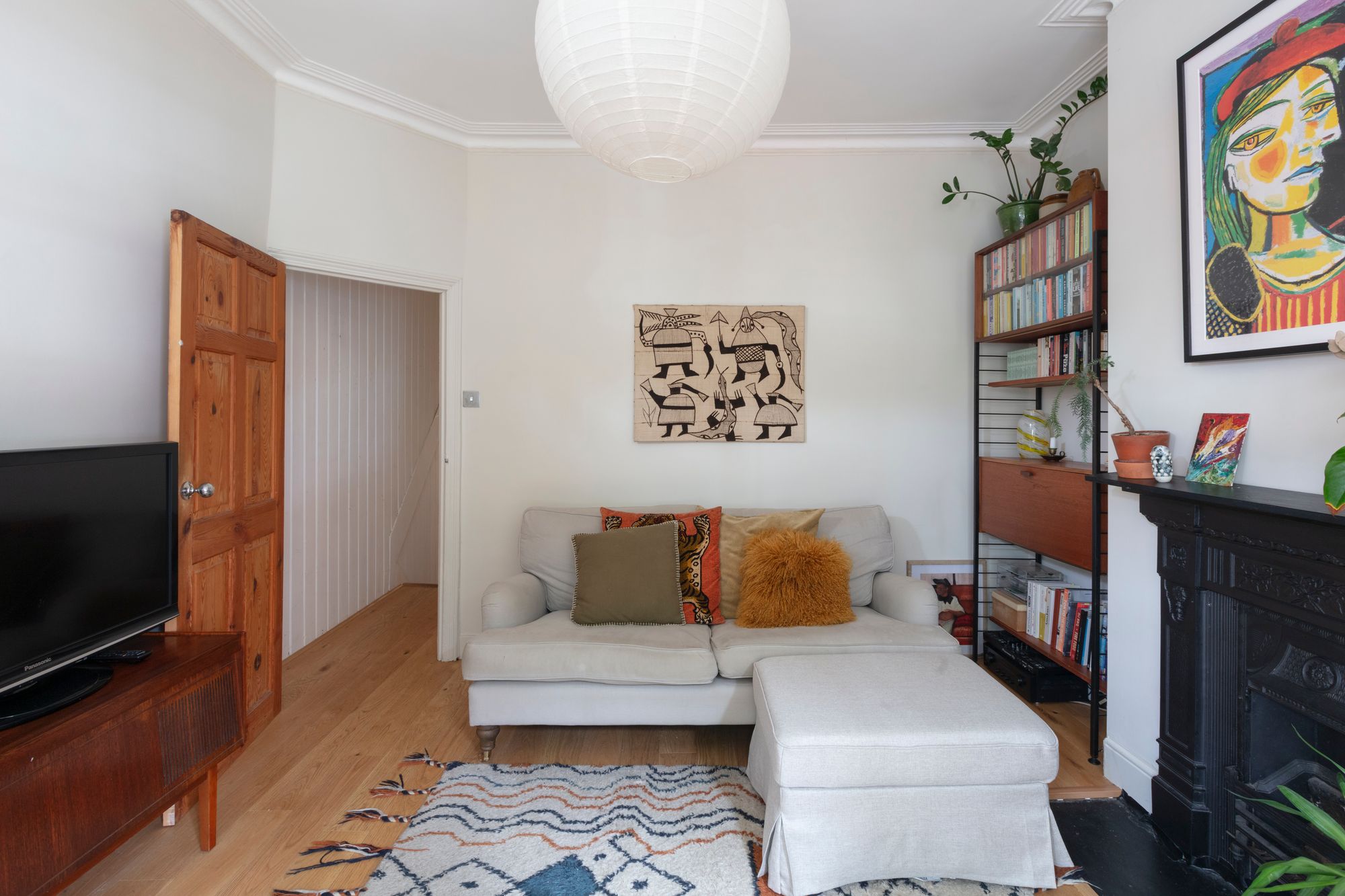 2 bed maisonette for sale in Francis Road, Leyton, London, E10  - Property Image 3