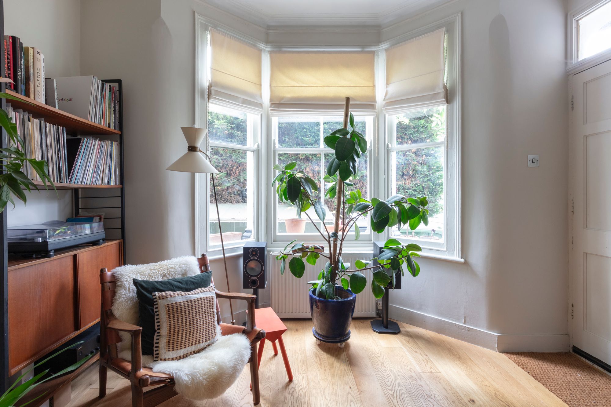 2 bed maisonette for sale in Francis Road, Leyton, London, E10  - Property Image 2
