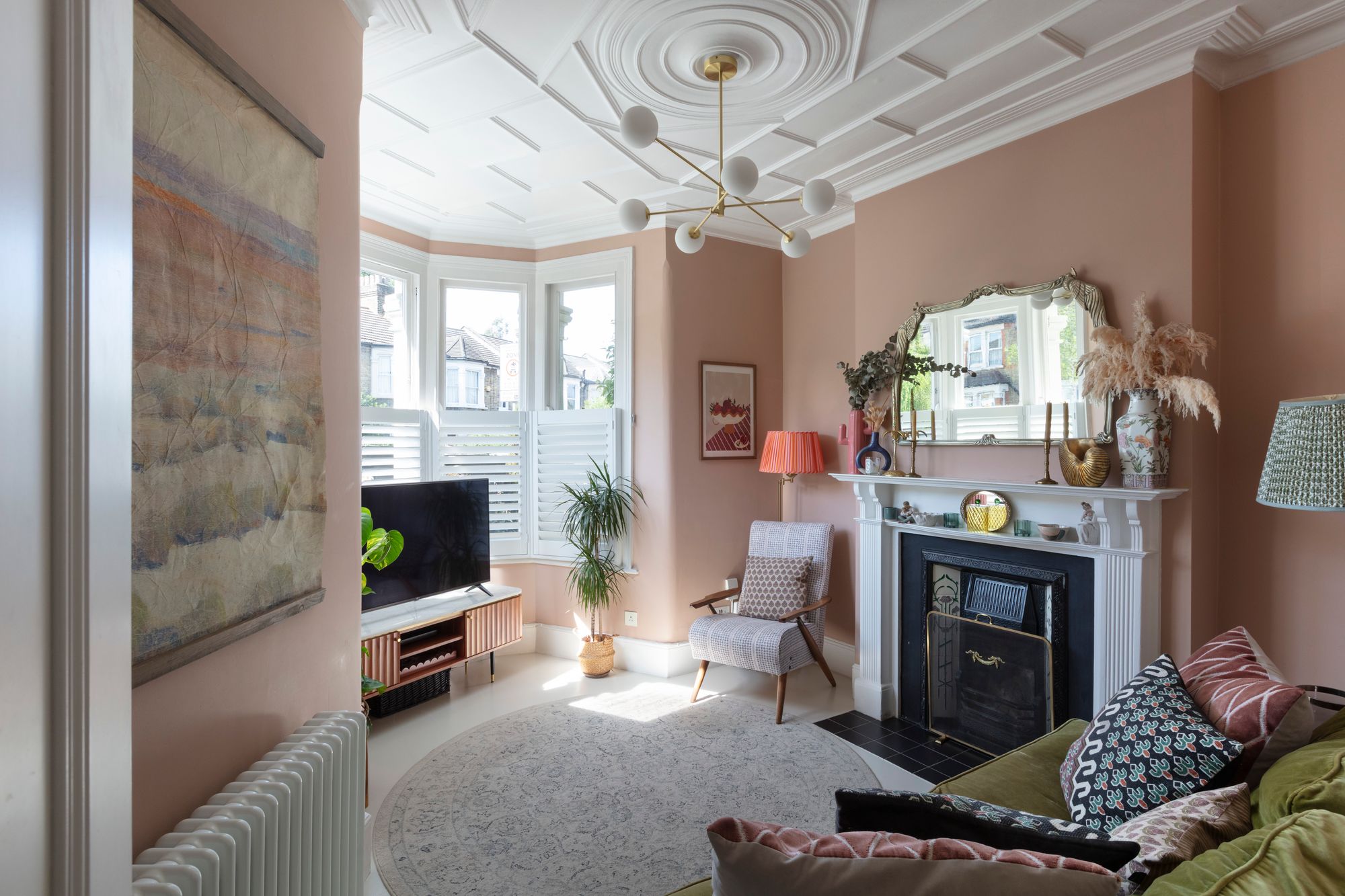2 bed end of terrace house for sale in Richmond Road, Leytonstone, London, E11  - Property Image 2